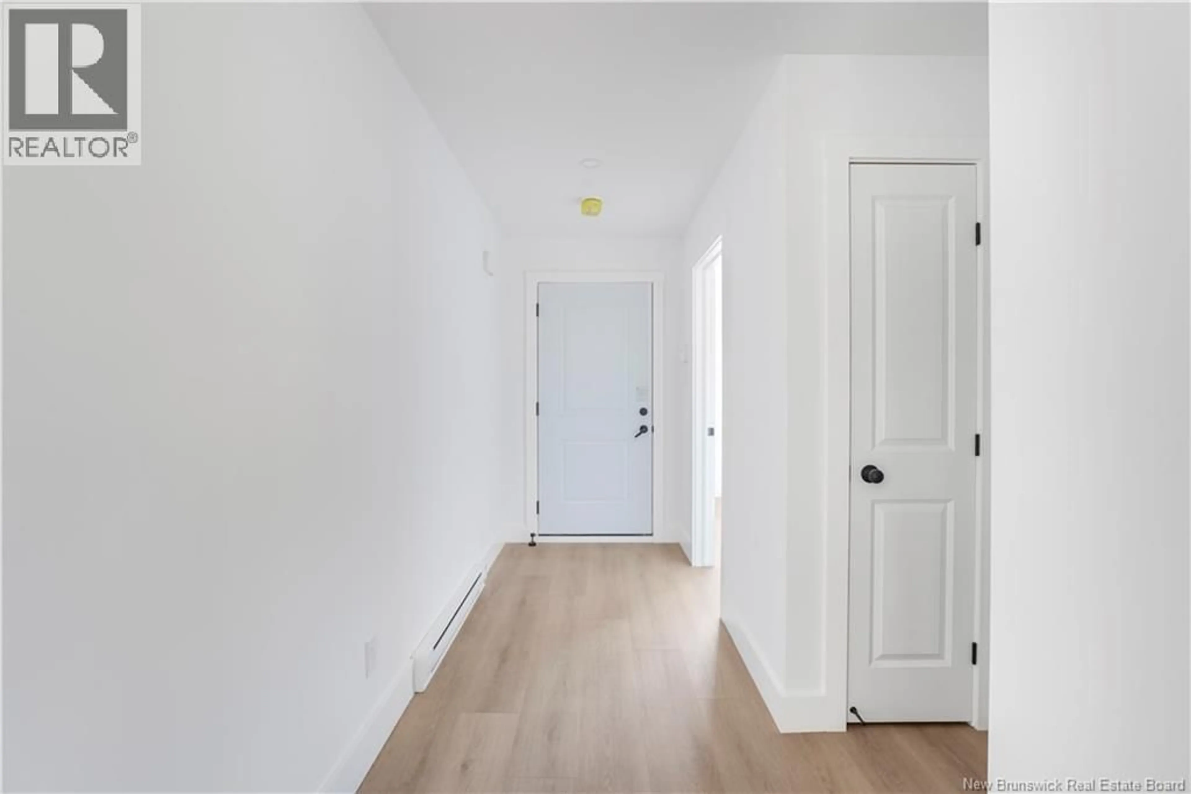 Indoor entryway for 8 TERRY FOX DRIVE, Oromocto New Brunswick E2V0P6