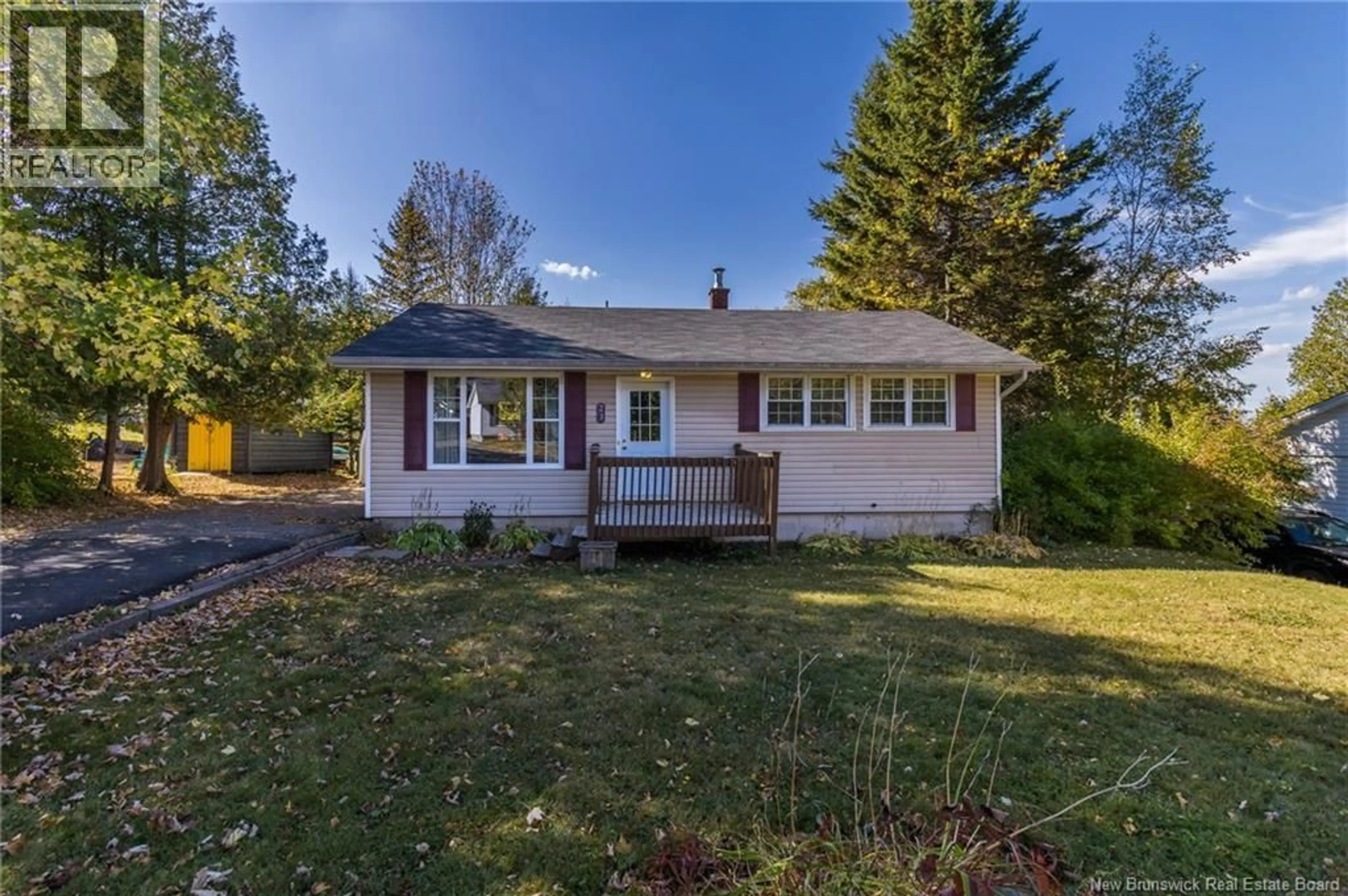 Home with vinyl exterior material, street for 23 FAIRVIEW DRIVE, Fredericton New Brunswick E3C1K4