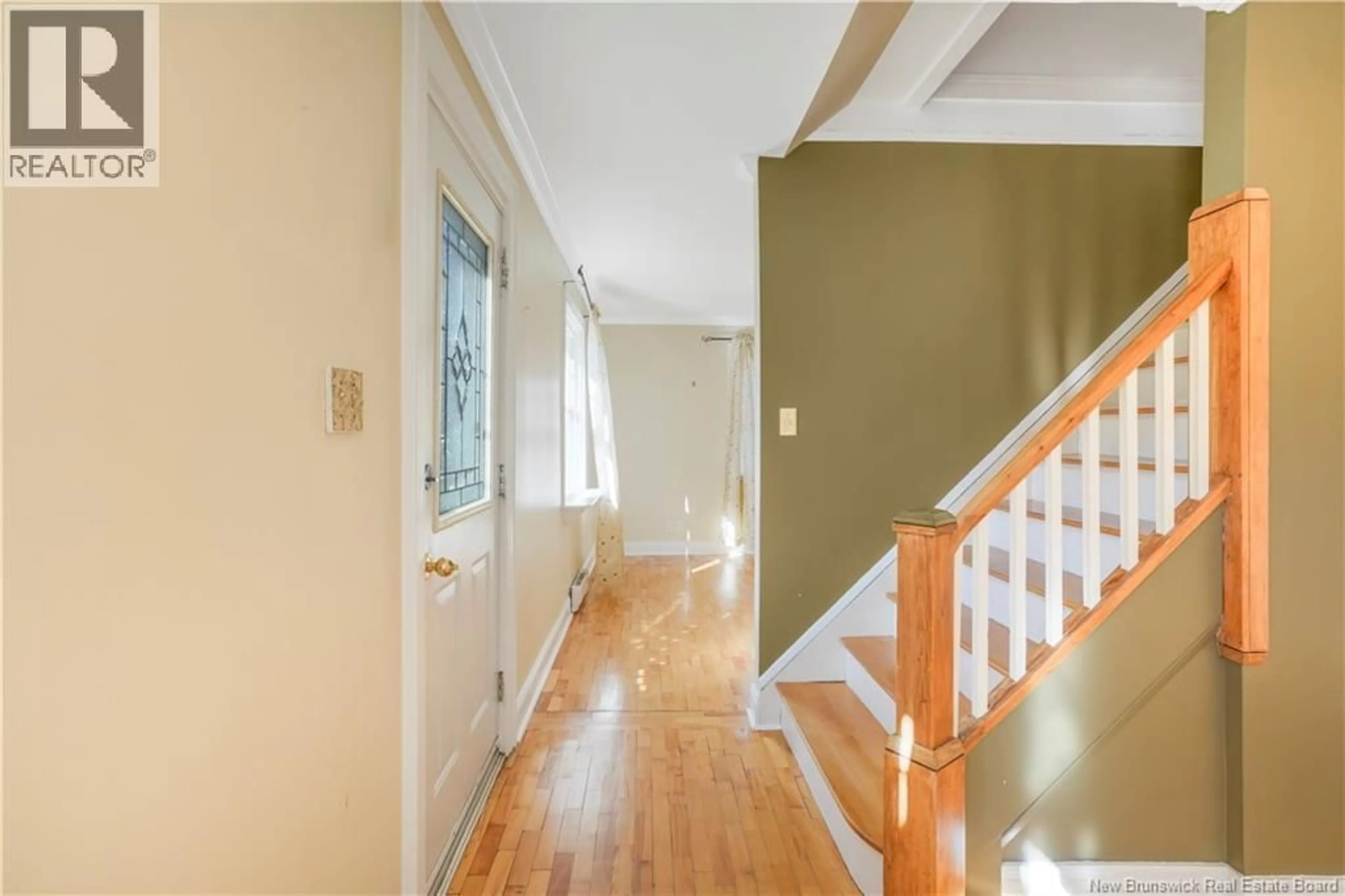 Indoor foyer for 171 SUNSET DRIVE, Fredericton New Brunswick E3A1A2