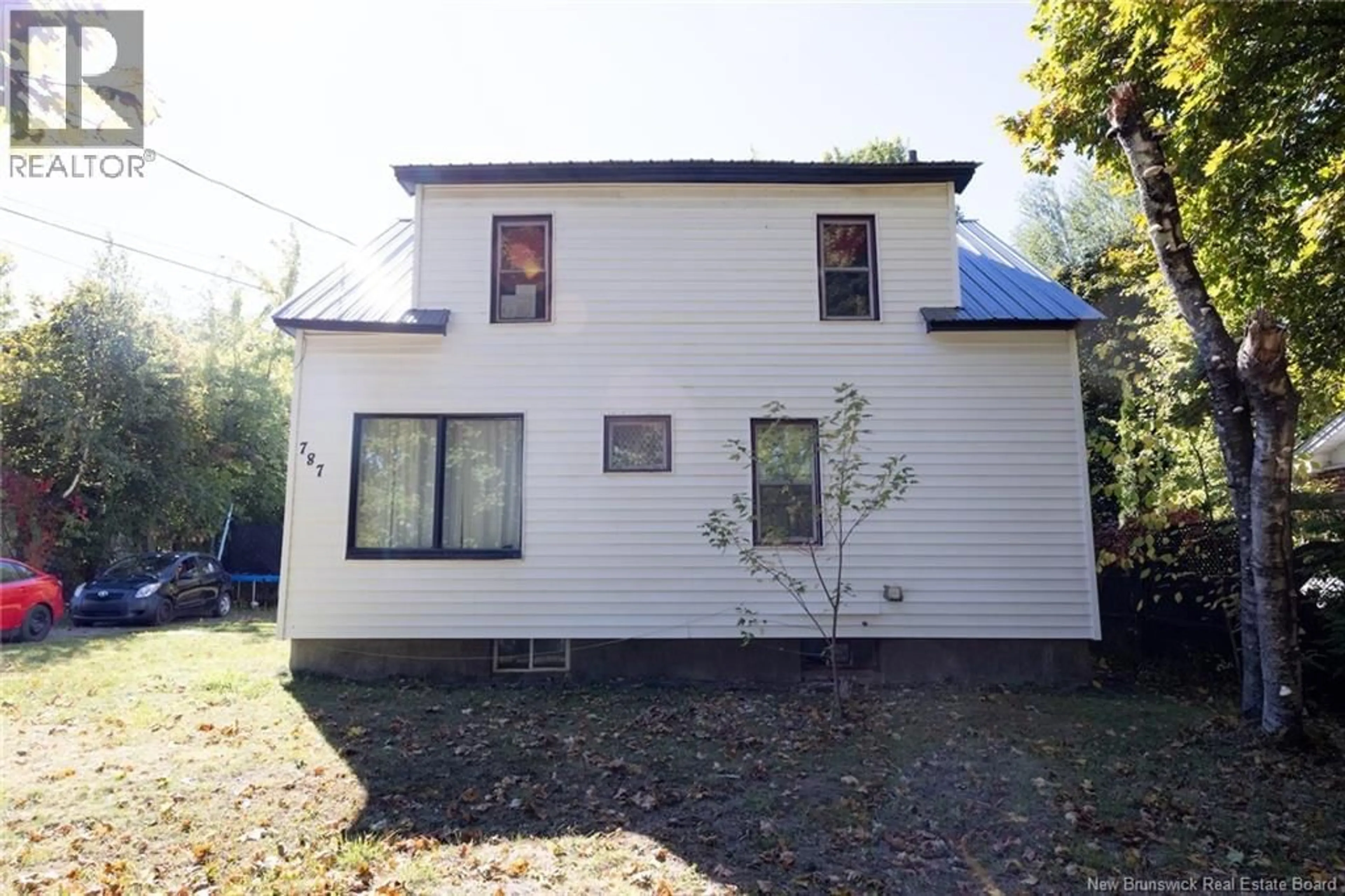 Home with vinyl exterior material, building for 787 REID STREET, Fredericton New Brunswick E3B3V8