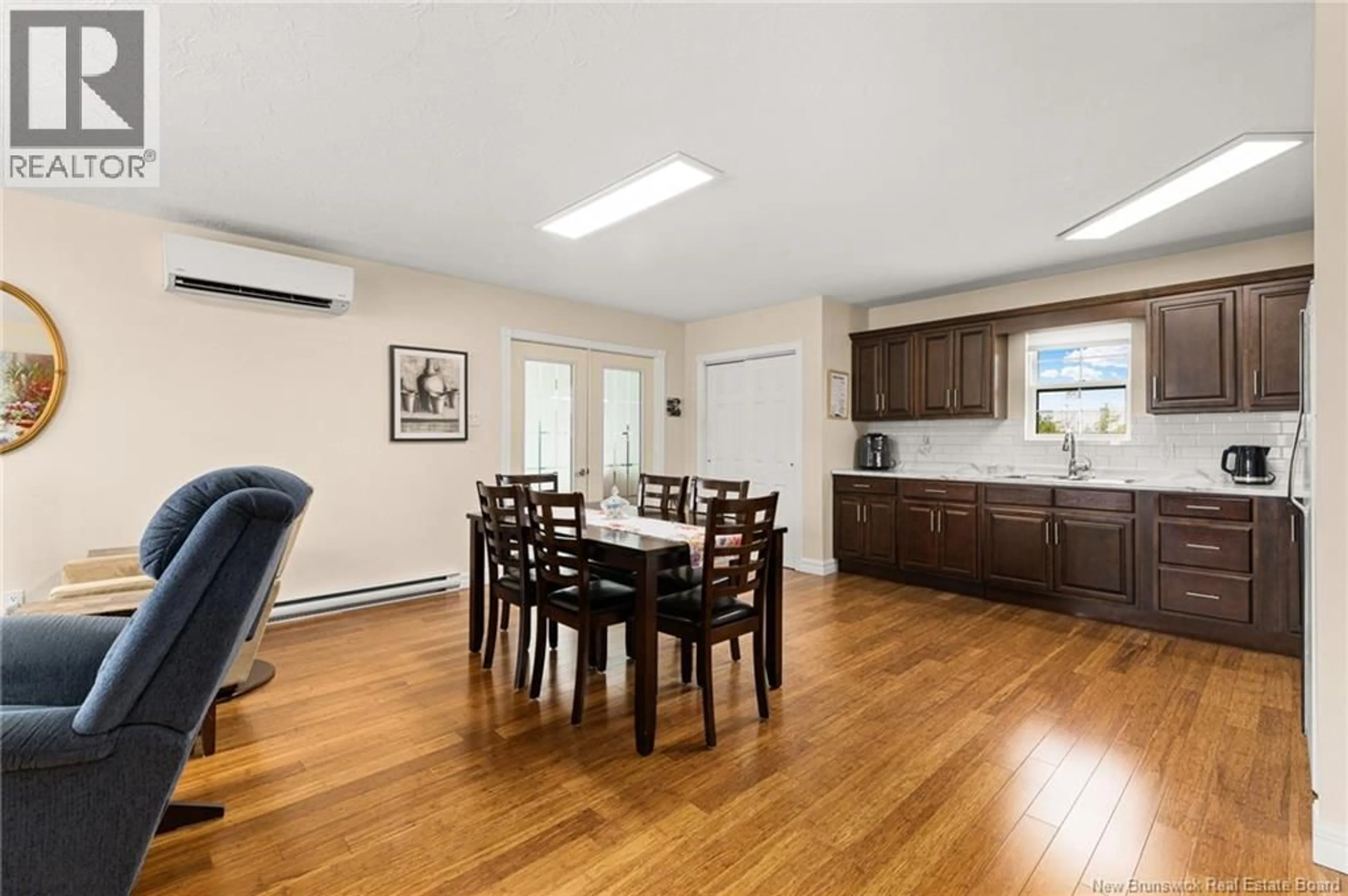 Dining room, wood/laminate floor for 35 LA VUE DES BOURQUE, Grande-Digue New Brunswick E4R0C1