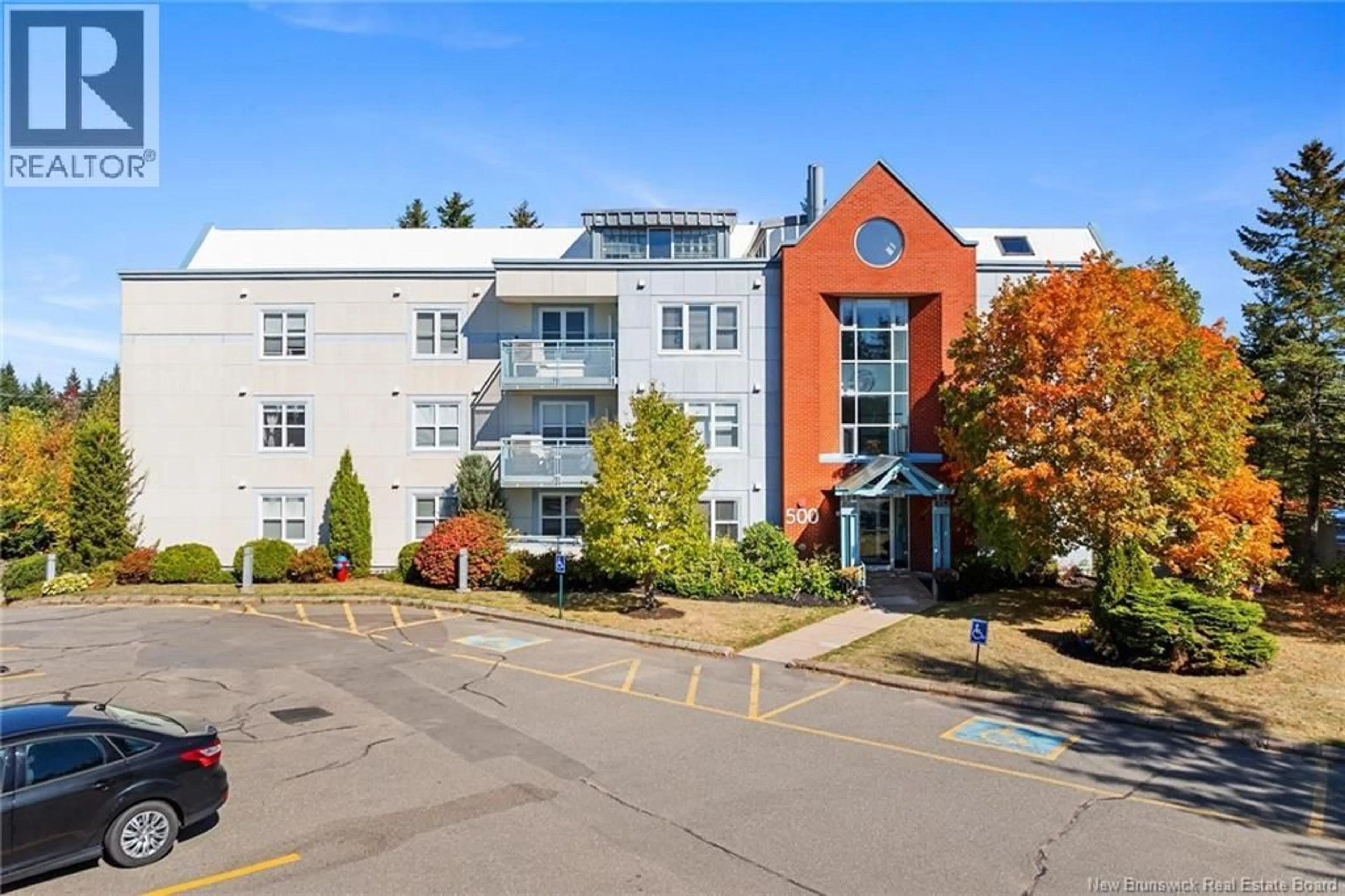 A pic from outside/outdoor area/front of a property/back of a property/a pic from drone, unknown for 320 - 500 VENUS COURT, Fredericton New Brunswick E3B3A9