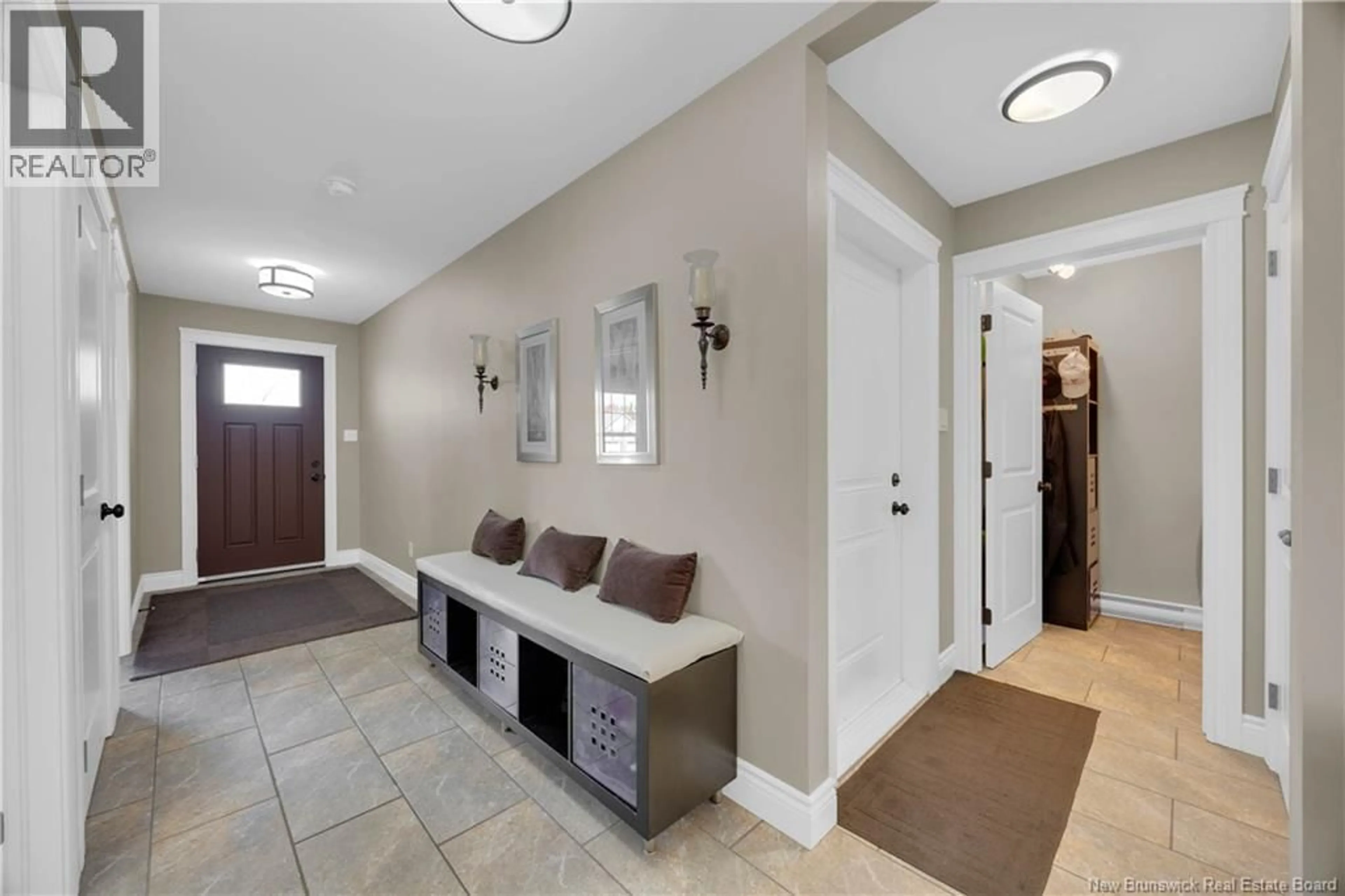 Indoor entryway for 42 BEL-AIR AVENUE, Rothesay New Brunswick E2E4Y1