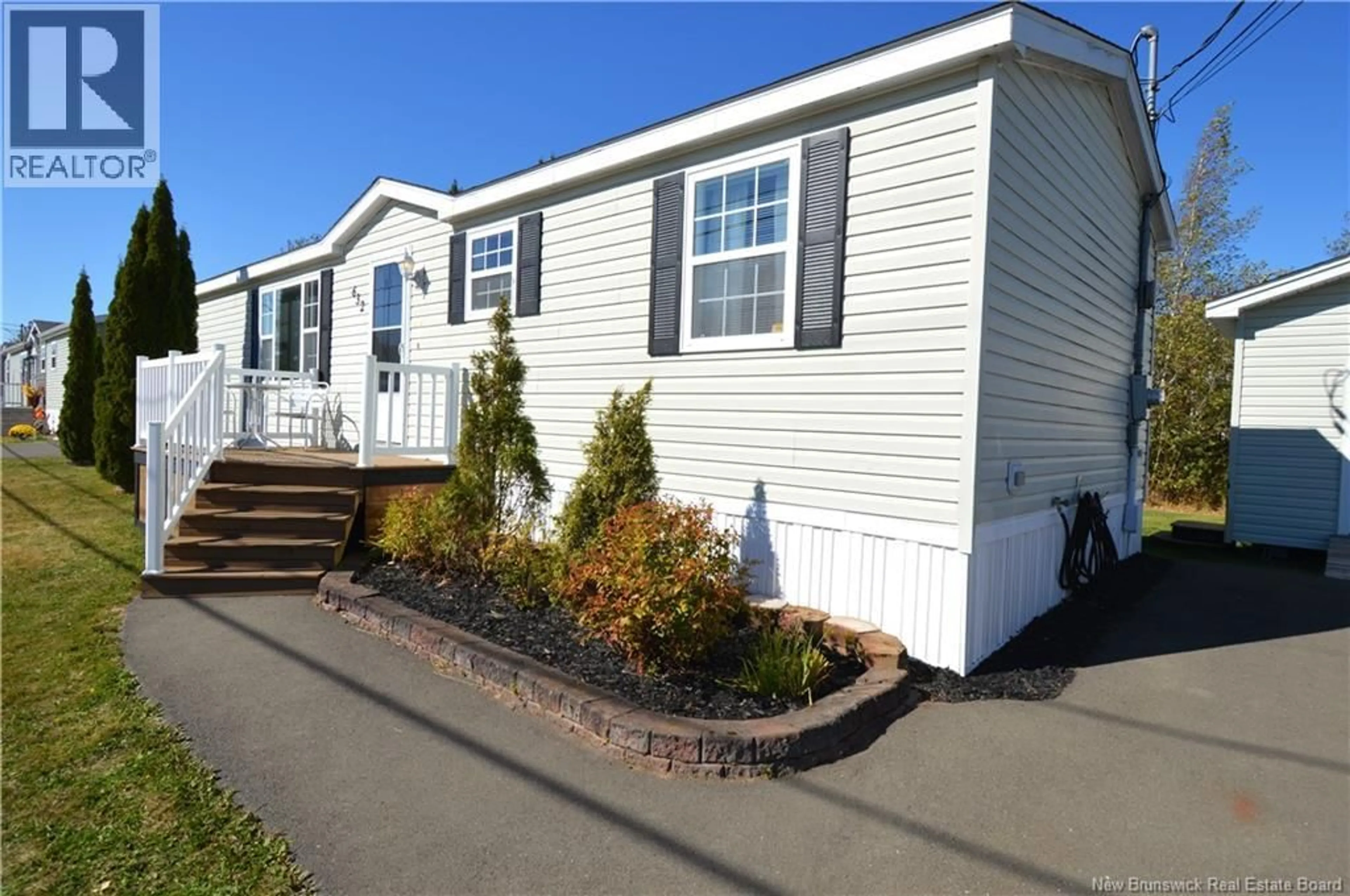 Home with vinyl exterior material, street for 632 CHAMPLAIN STREET, Shediac New Brunswick E4P9C9