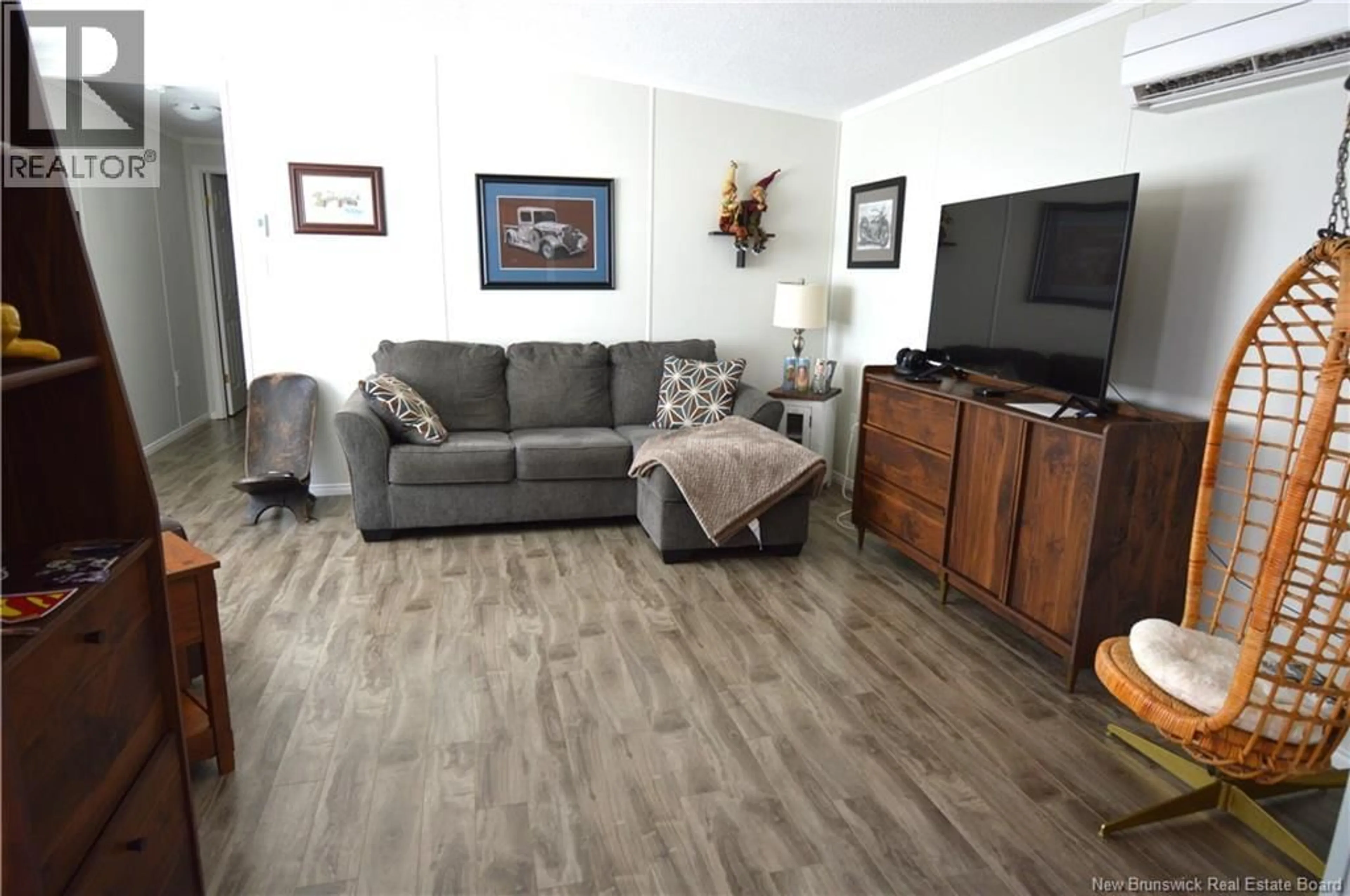 Living room with furniture, unknown for 632 CHAMPLAIN STREET, Shediac New Brunswick E4P9C9