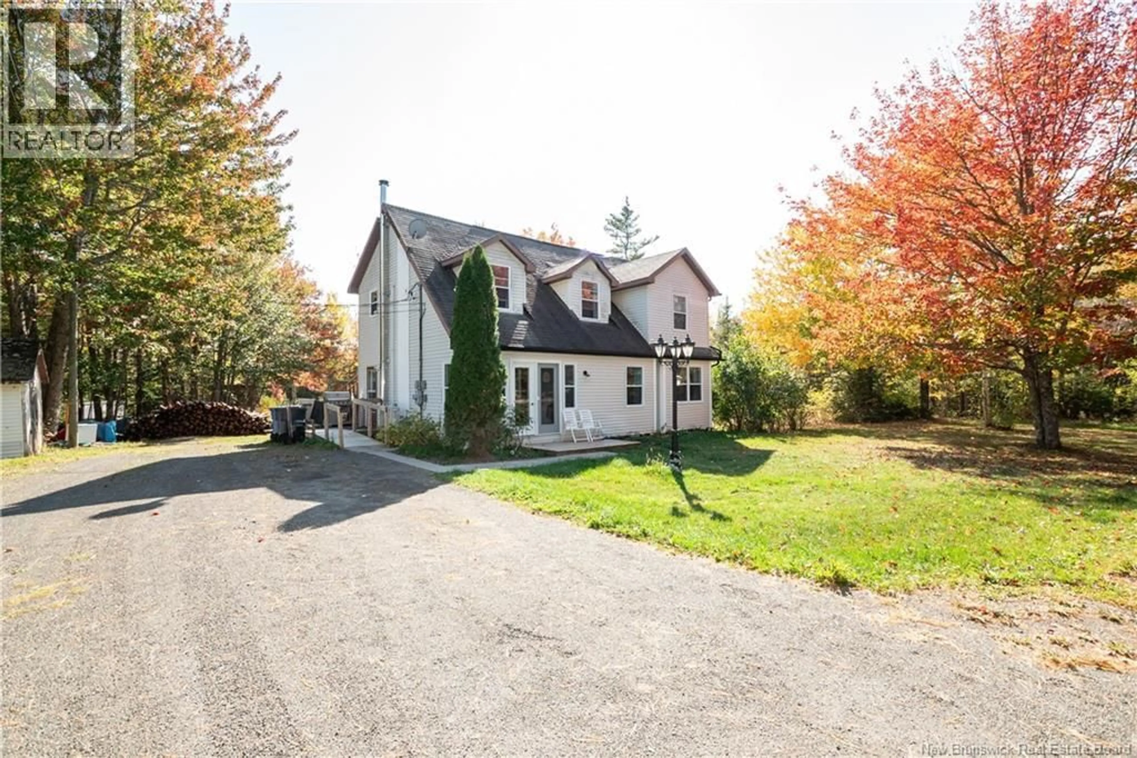 A pic from outside/outdoor area/front of a property/back of a property/a pic from drone, street for 186 GIROUARDVILLE, Bouctouche New Brunswick E4S3G9