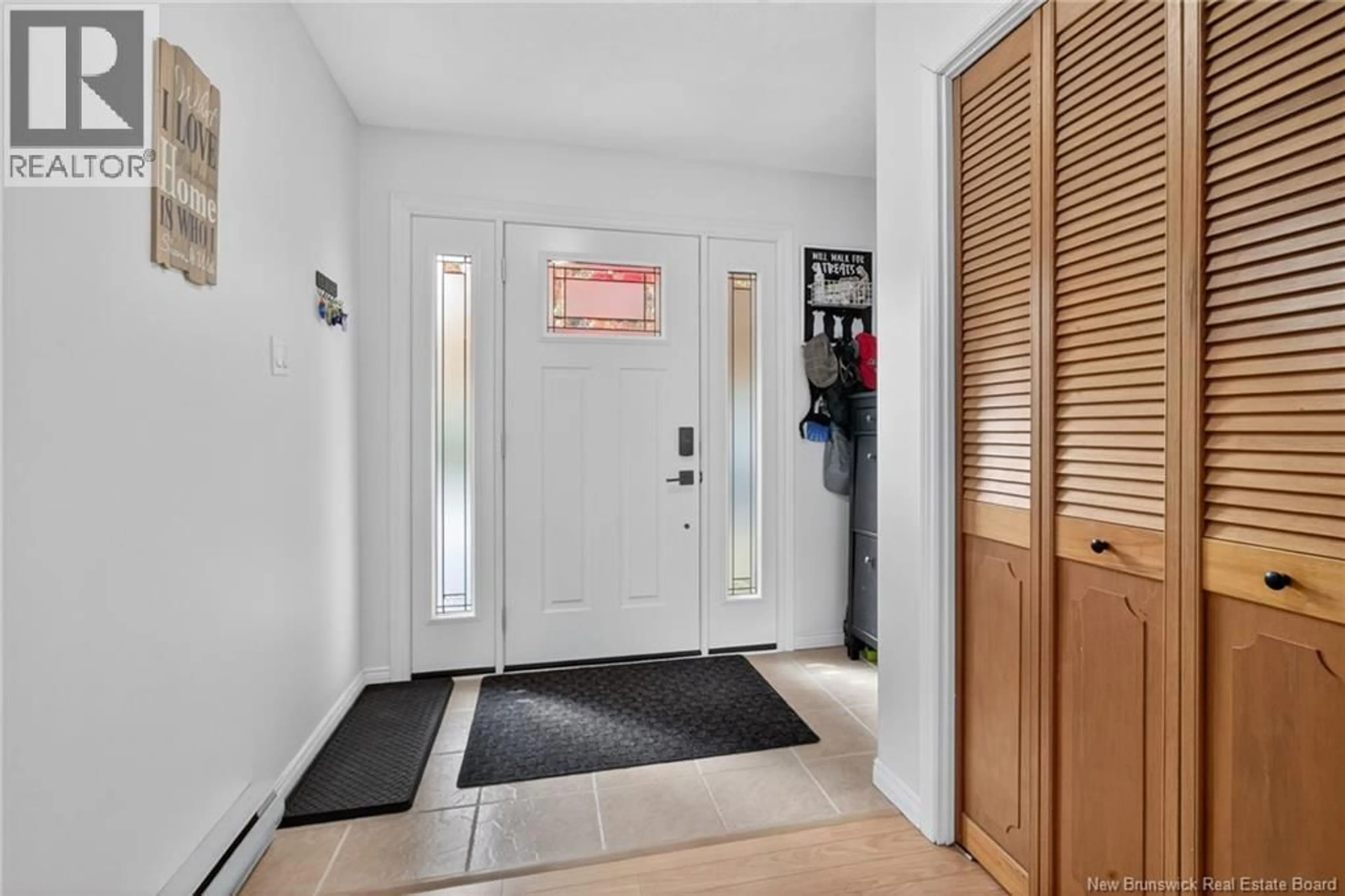 Indoor entryway for 57 ELLESMERE DRIVE, Moncton New Brunswick E1C9L6