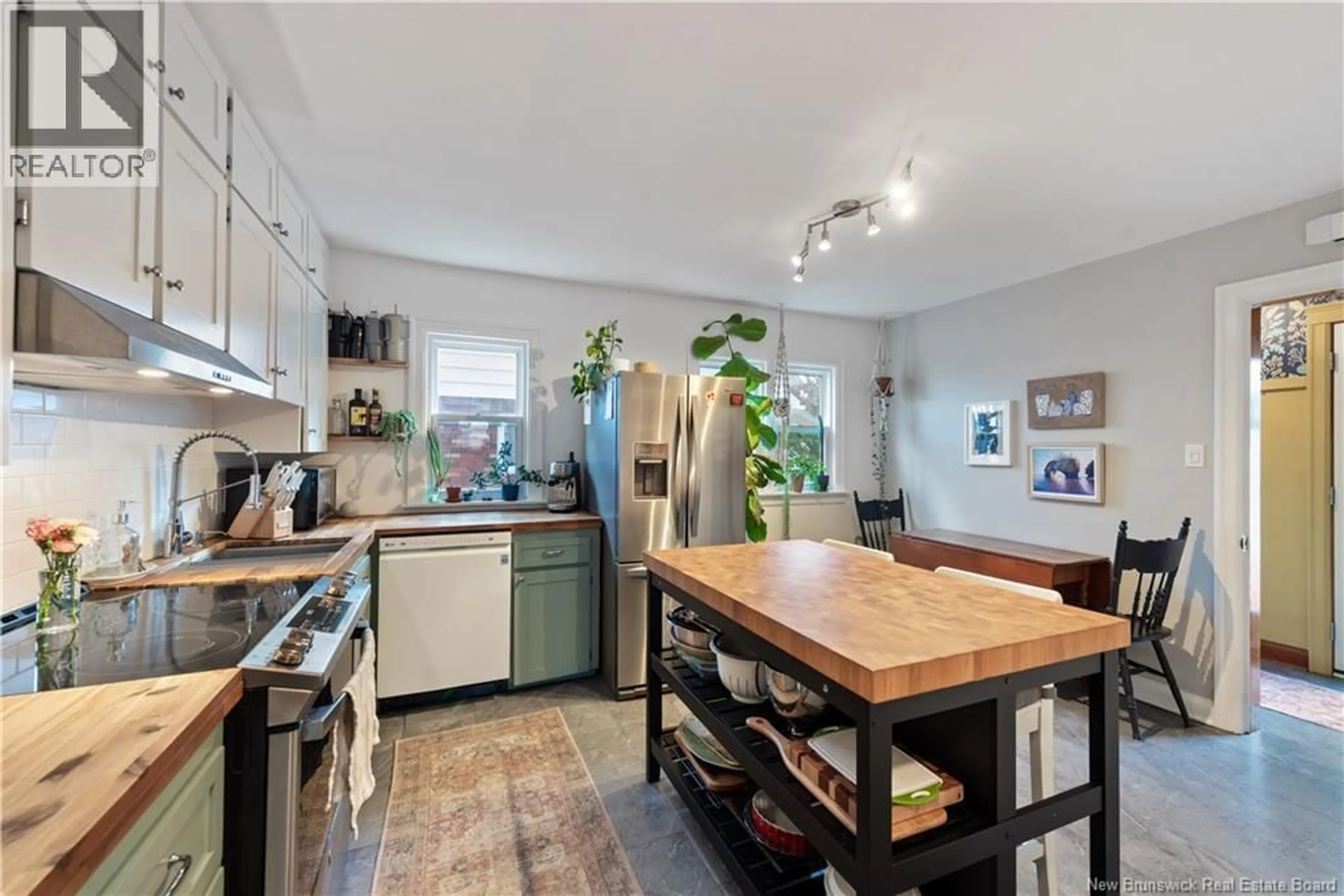 Open concept kitchen, unknown for 33 WELLINGTON AVENUE, Moncton New Brunswick E1E2A7
