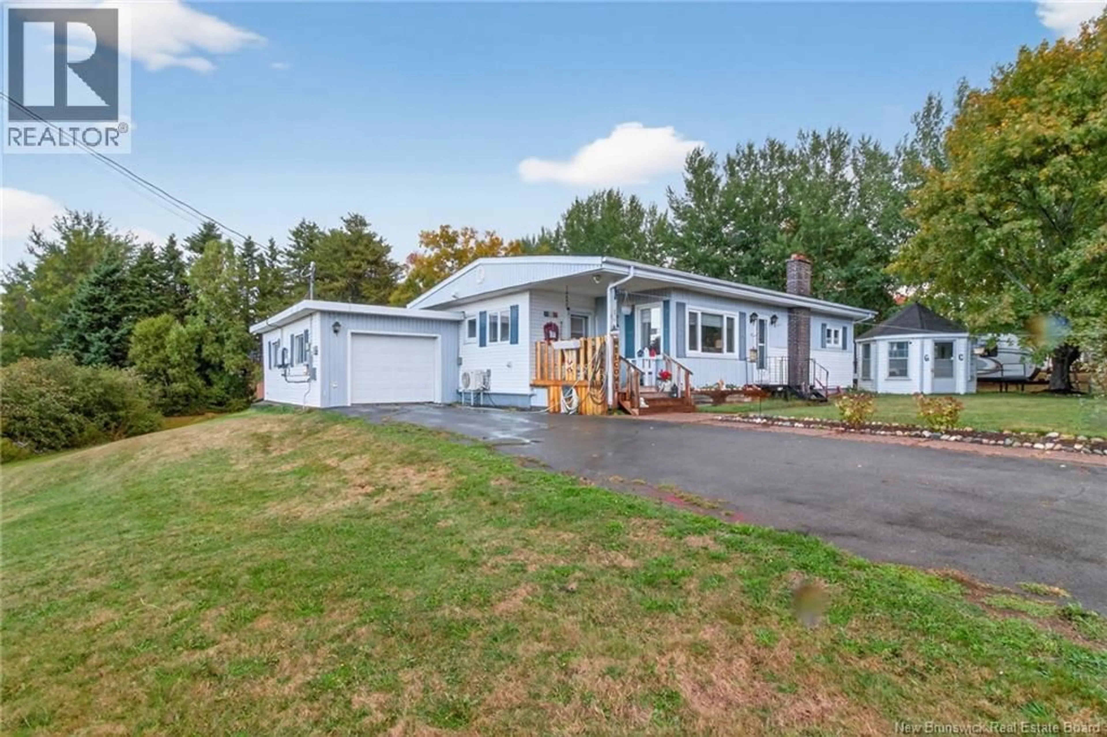 Home with vinyl exterior material, unknown for 2732 ACADIE, Cap-Pelé New Brunswick E4N1P3
