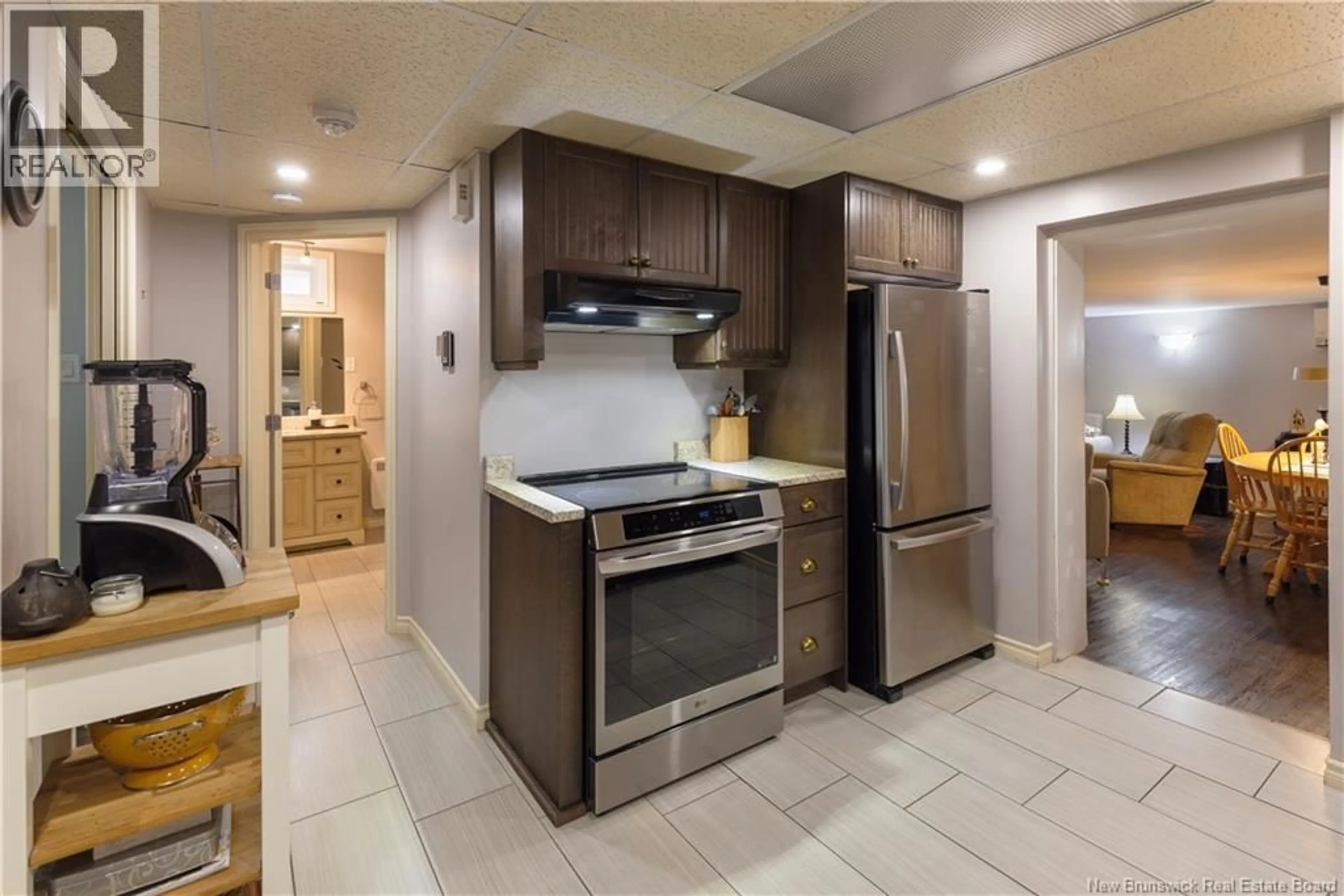 Standard kitchen, ceramic/tile floor for 140 WEST LANE, Moncton New Brunswick E1C6V2