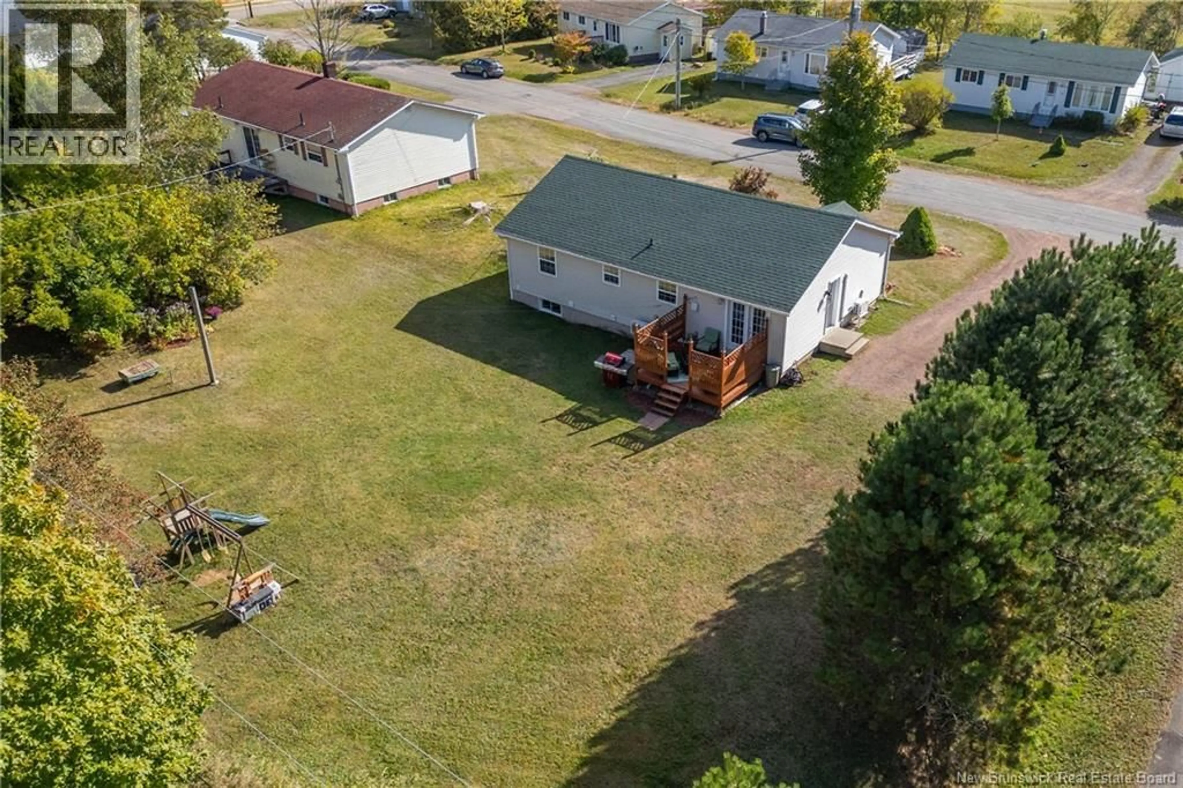 A pic from outside/outdoor area/front of a property/back of a property/a pic from drone, unknown for 7 WINDYMERE DRIVE, Sackville New Brunswick E4L4P6