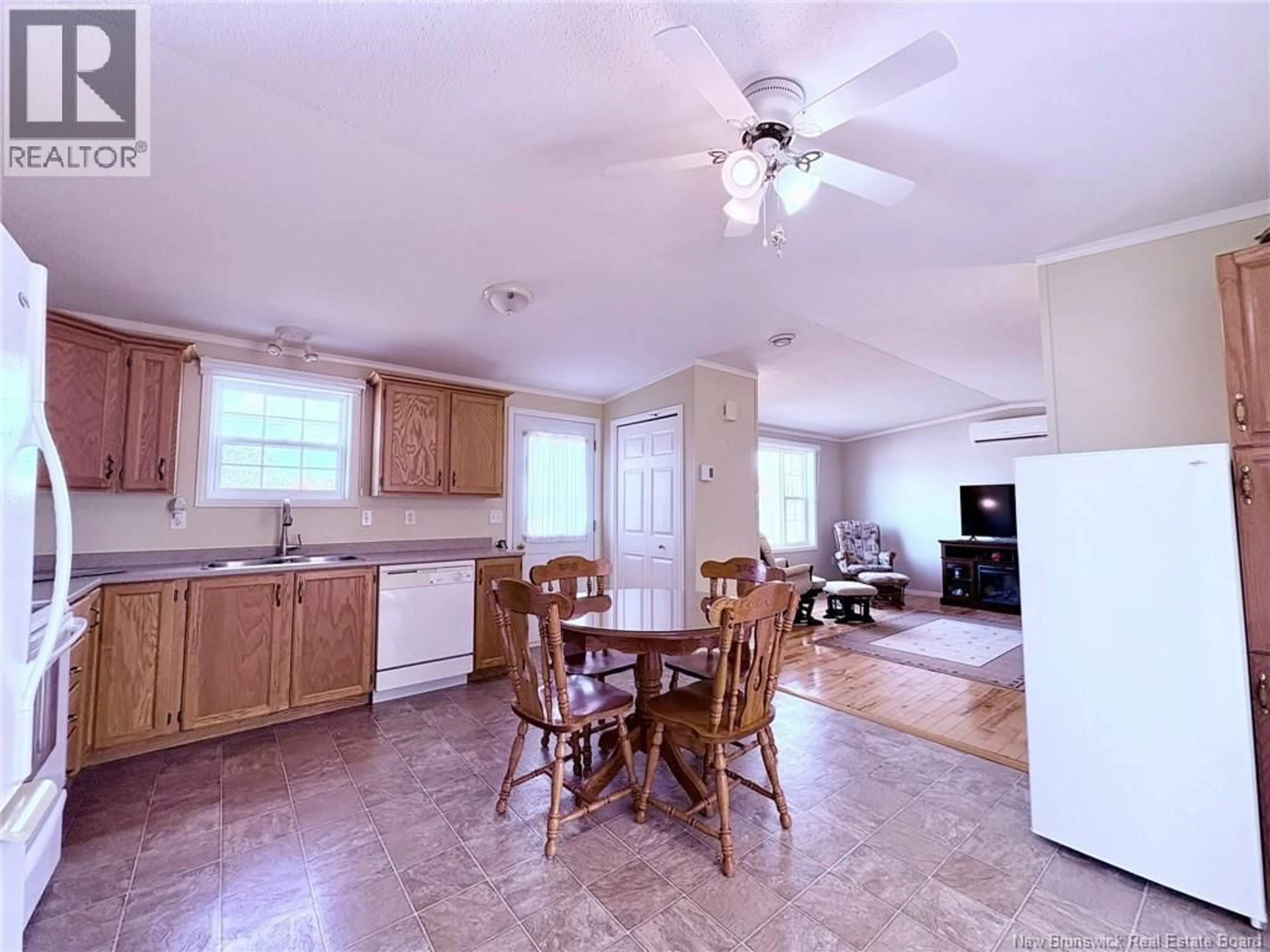 A pic of a room for 27 SOPHIE DRIVE, Dieppe New Brunswick E1A7X5