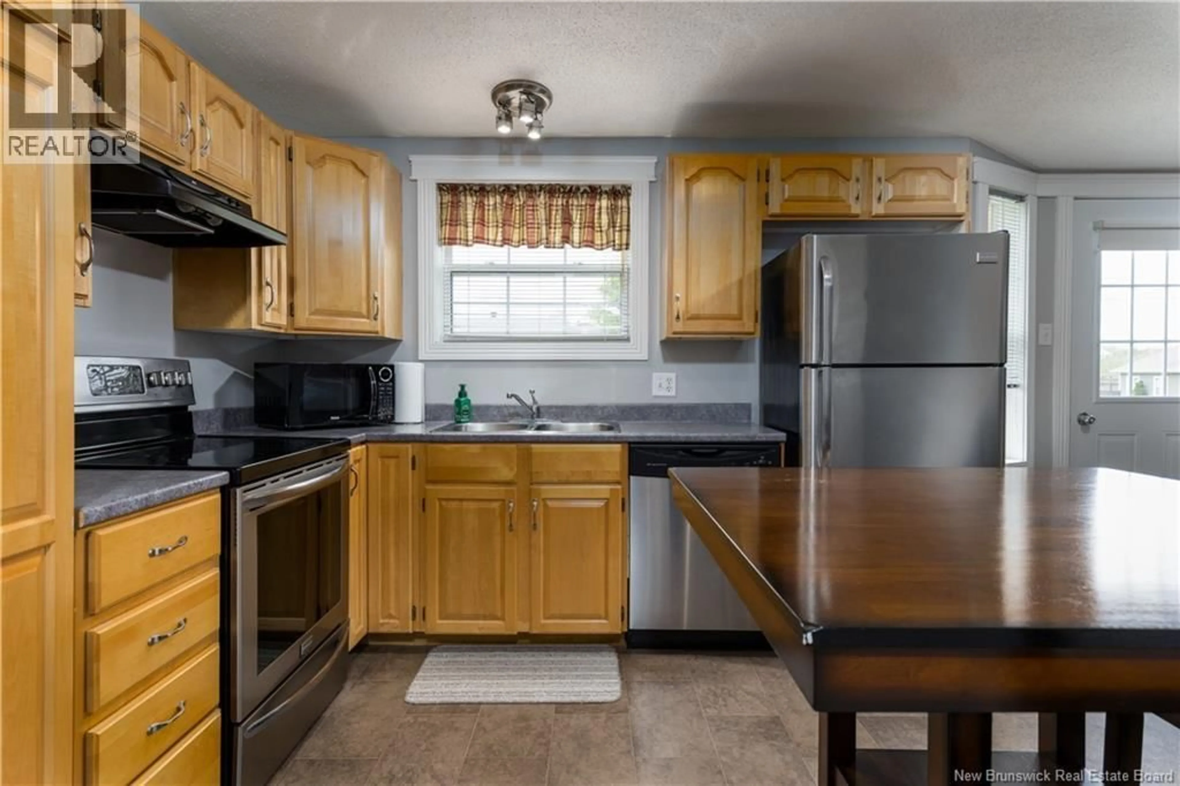 Standard kitchen, unknown for 82 TAYLOR STREET, Grand-Sault/Grand Falls New Brunswick E3Y1A6