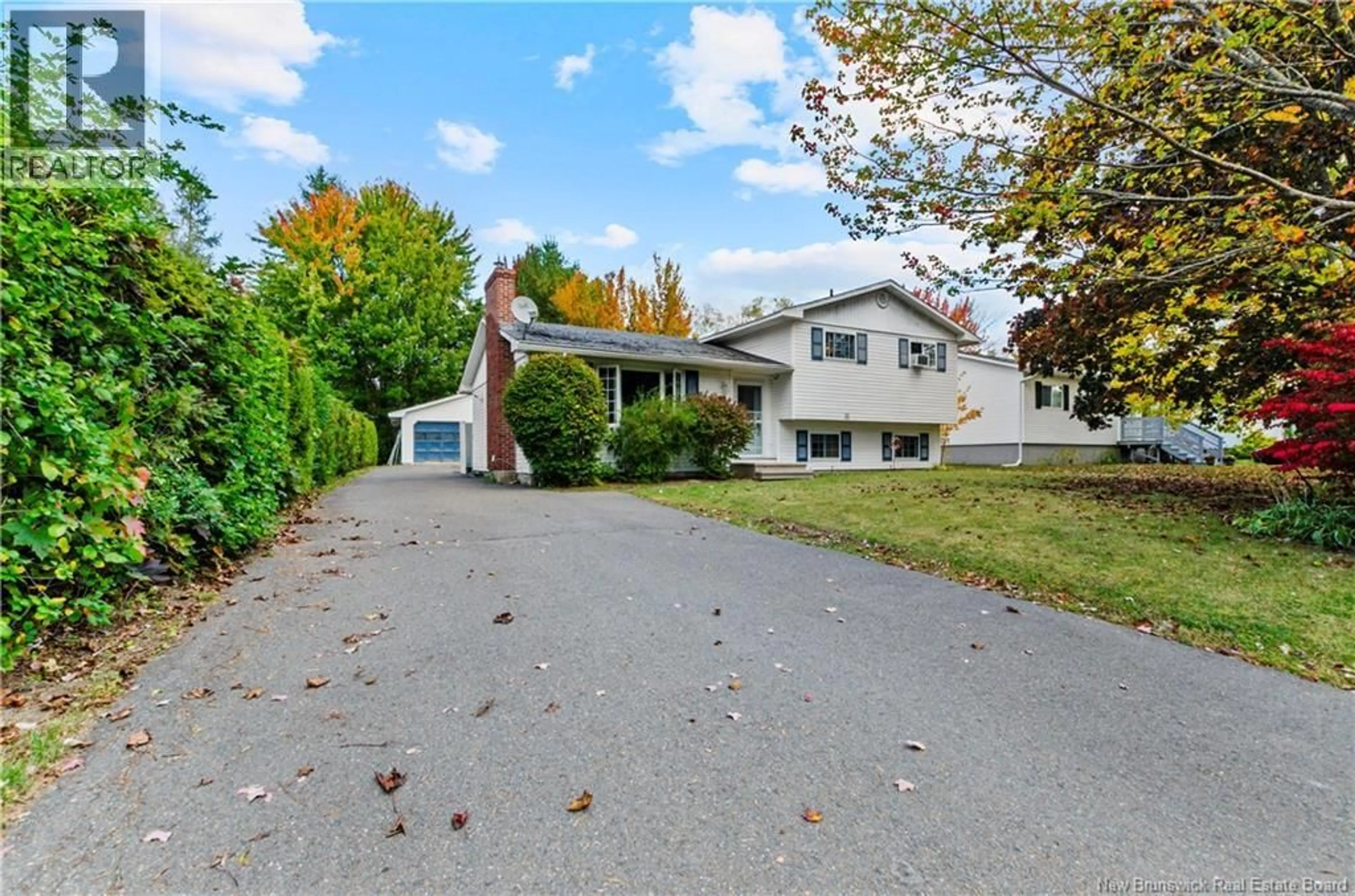 A pic from outside/outdoor area/front of a property/back of a property/a pic from drone, street for 9 MERRETT DRIVE, Oromocto West New Brunswick E2V2L8