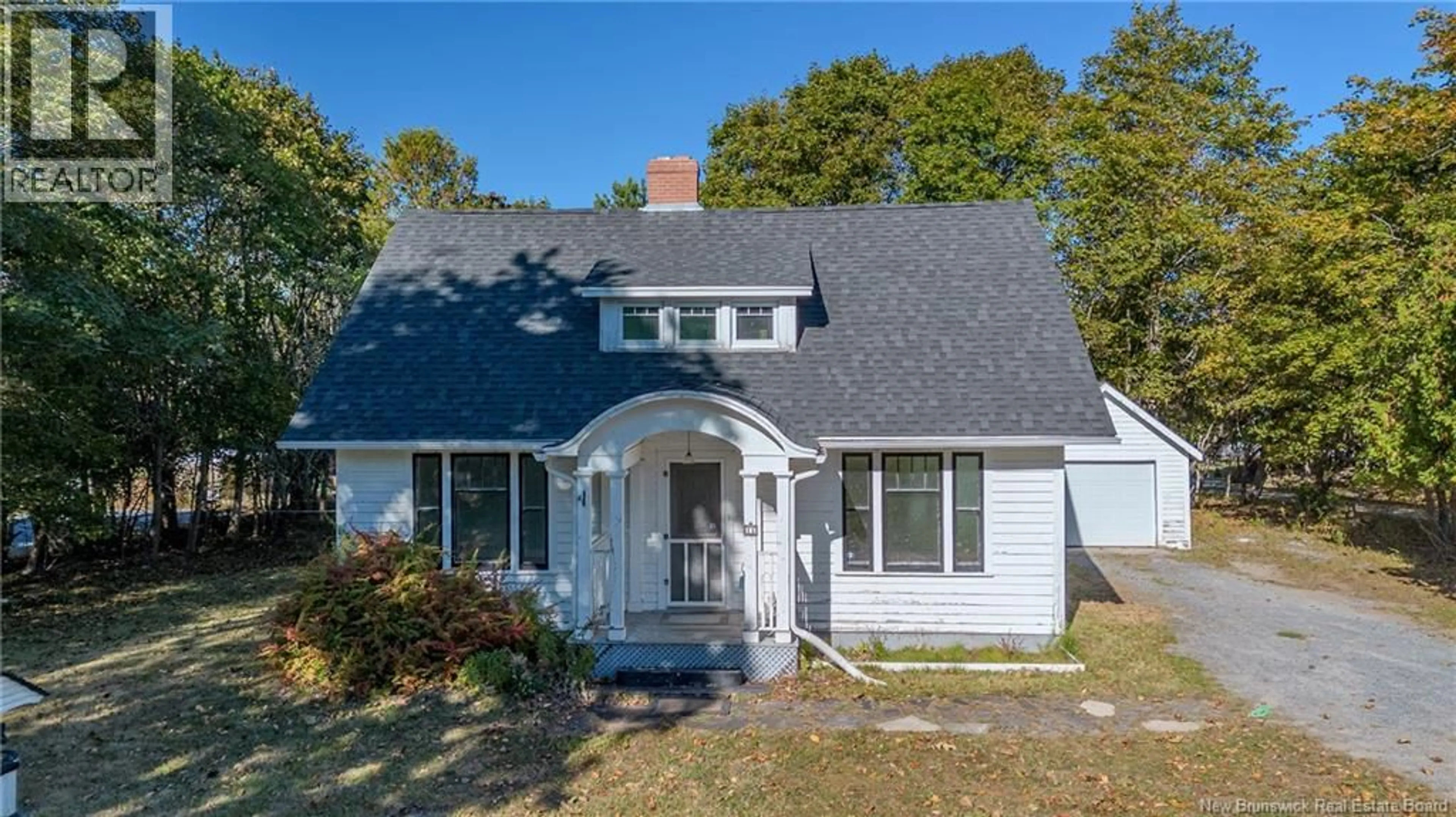 Home with vinyl exterior material, street for 11 VINCENT ROAD, Quispamsis New Brunswick E2E1Y5