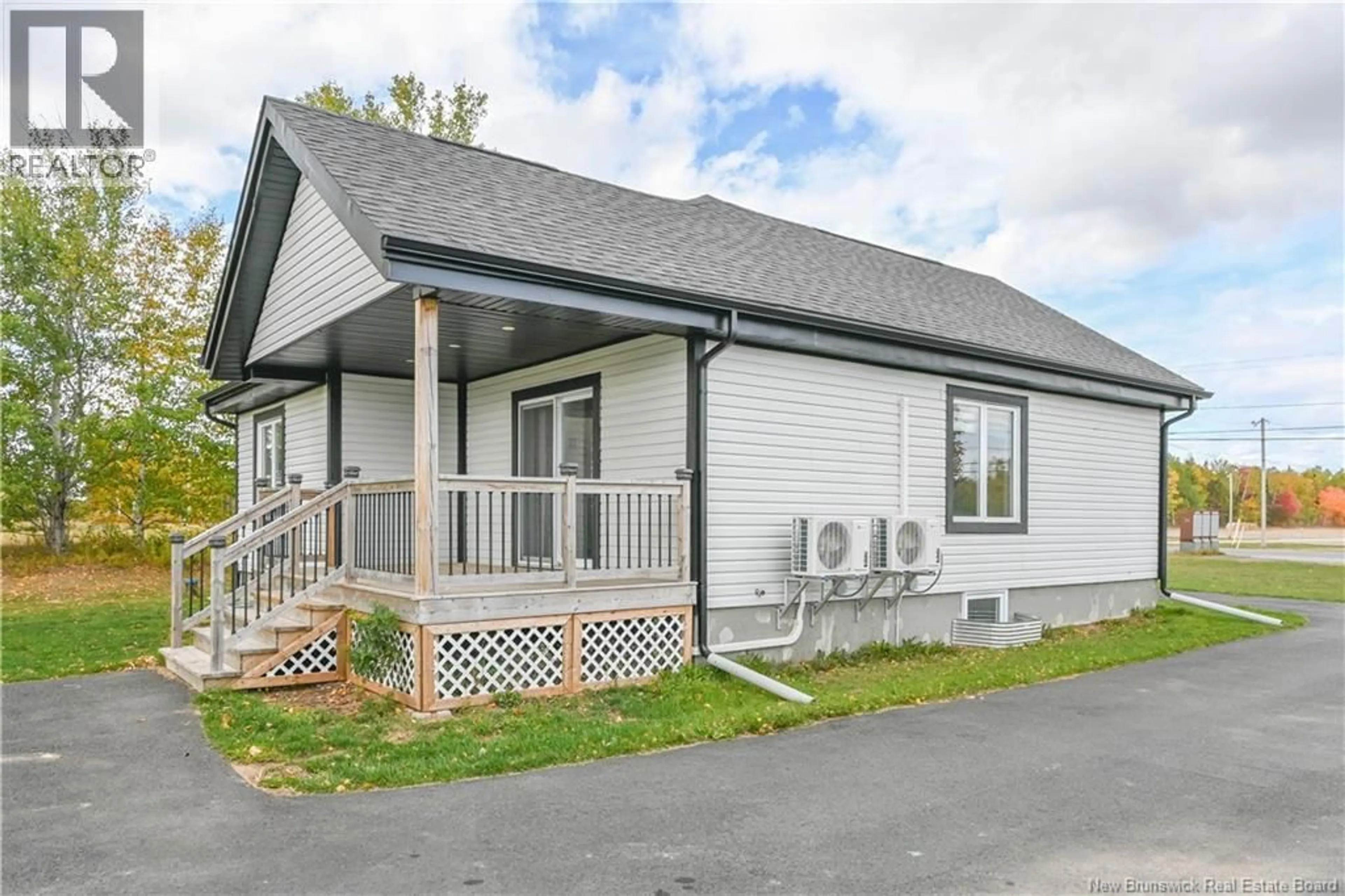 Home with vinyl exterior material, unknown for 5892 340 ROUTE ROUTE, Haut-Paquetville New Brunswick E8R1S8