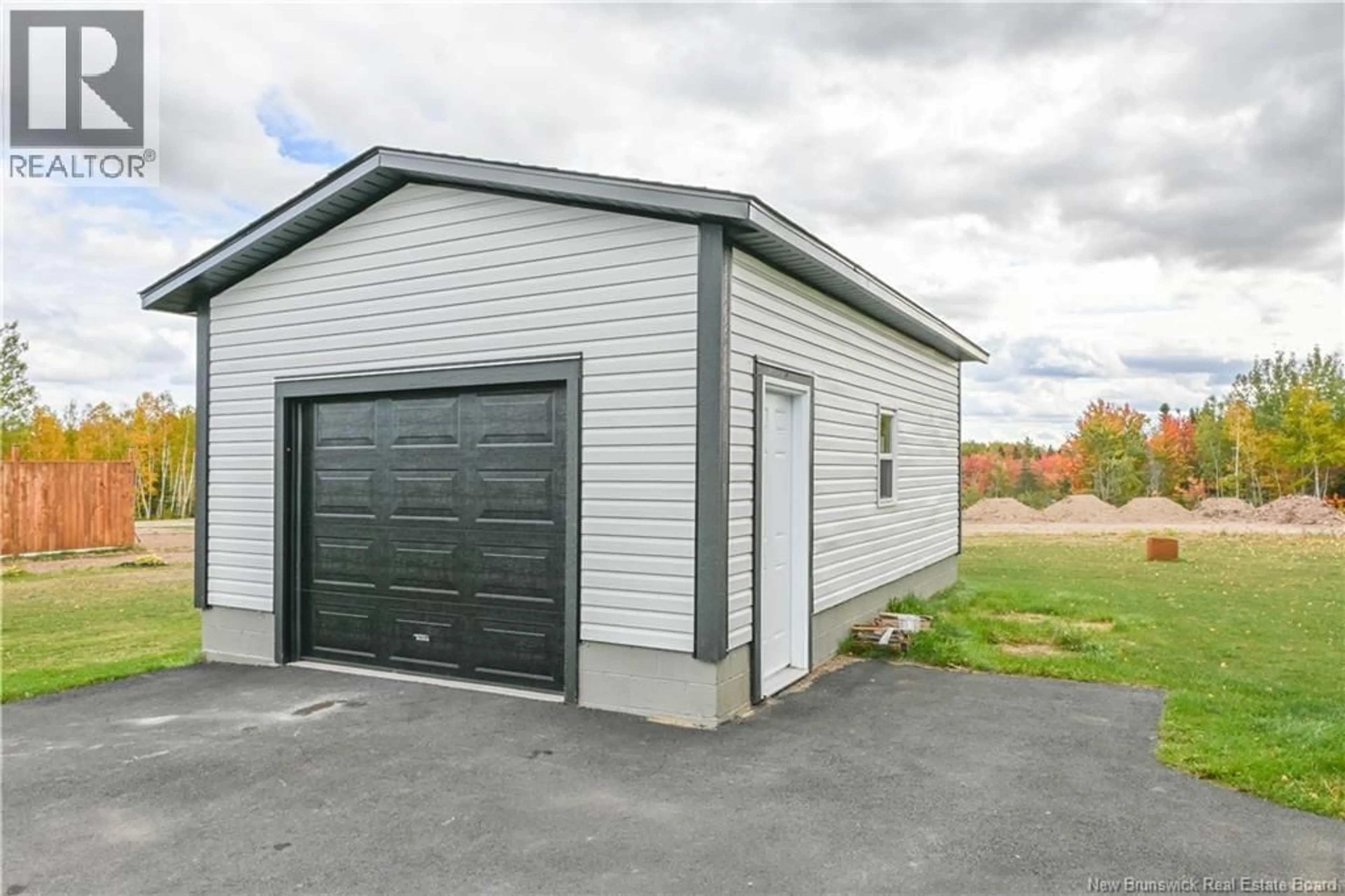 Indoor garage for 5892 340 ROUTE ROUTE, Haut-Paquetville New Brunswick E8R1S8