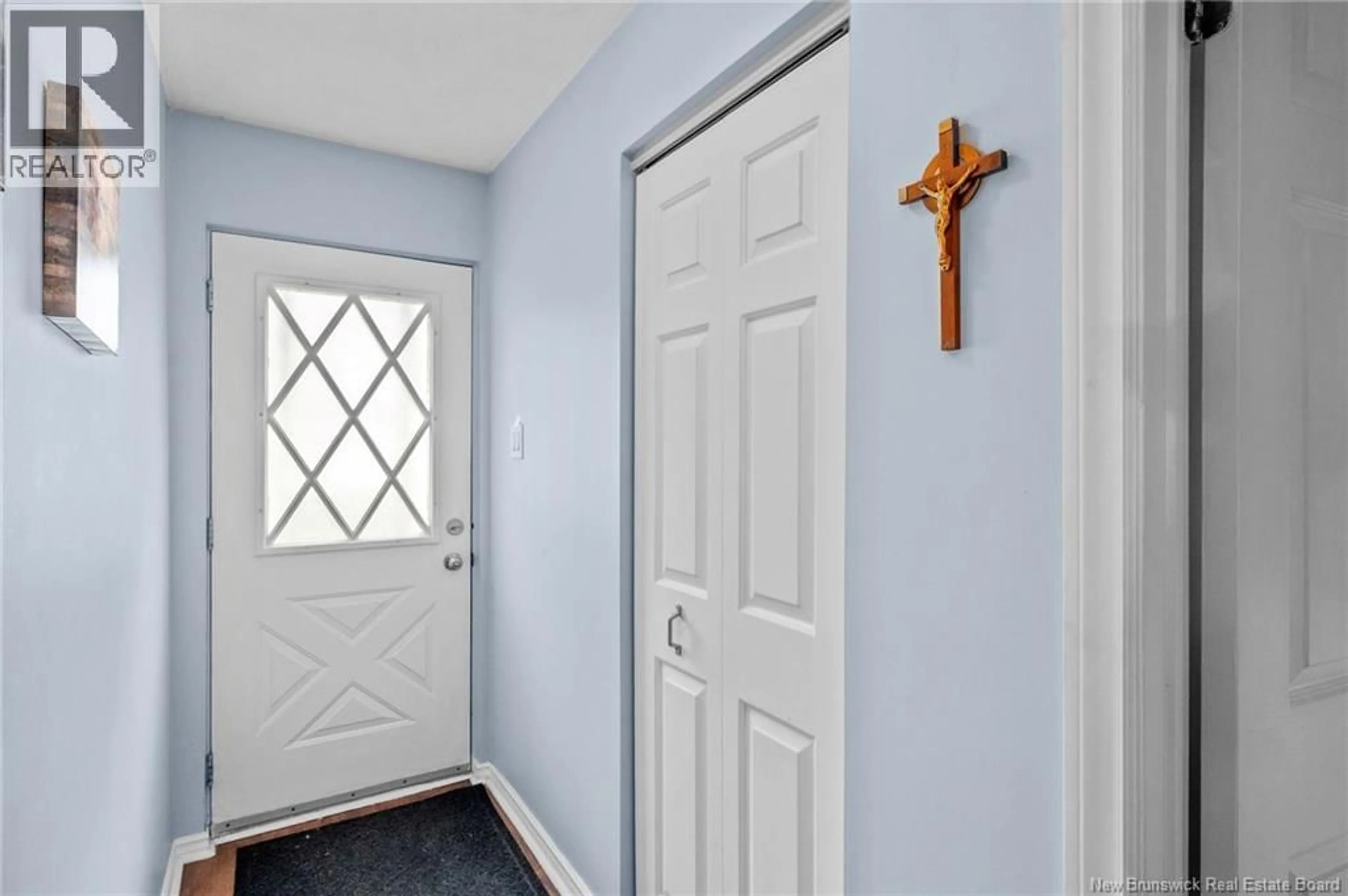 Indoor entryway for 12 - 126 LAKESIDE DRIVE, Riverview New Brunswick E1B3G9