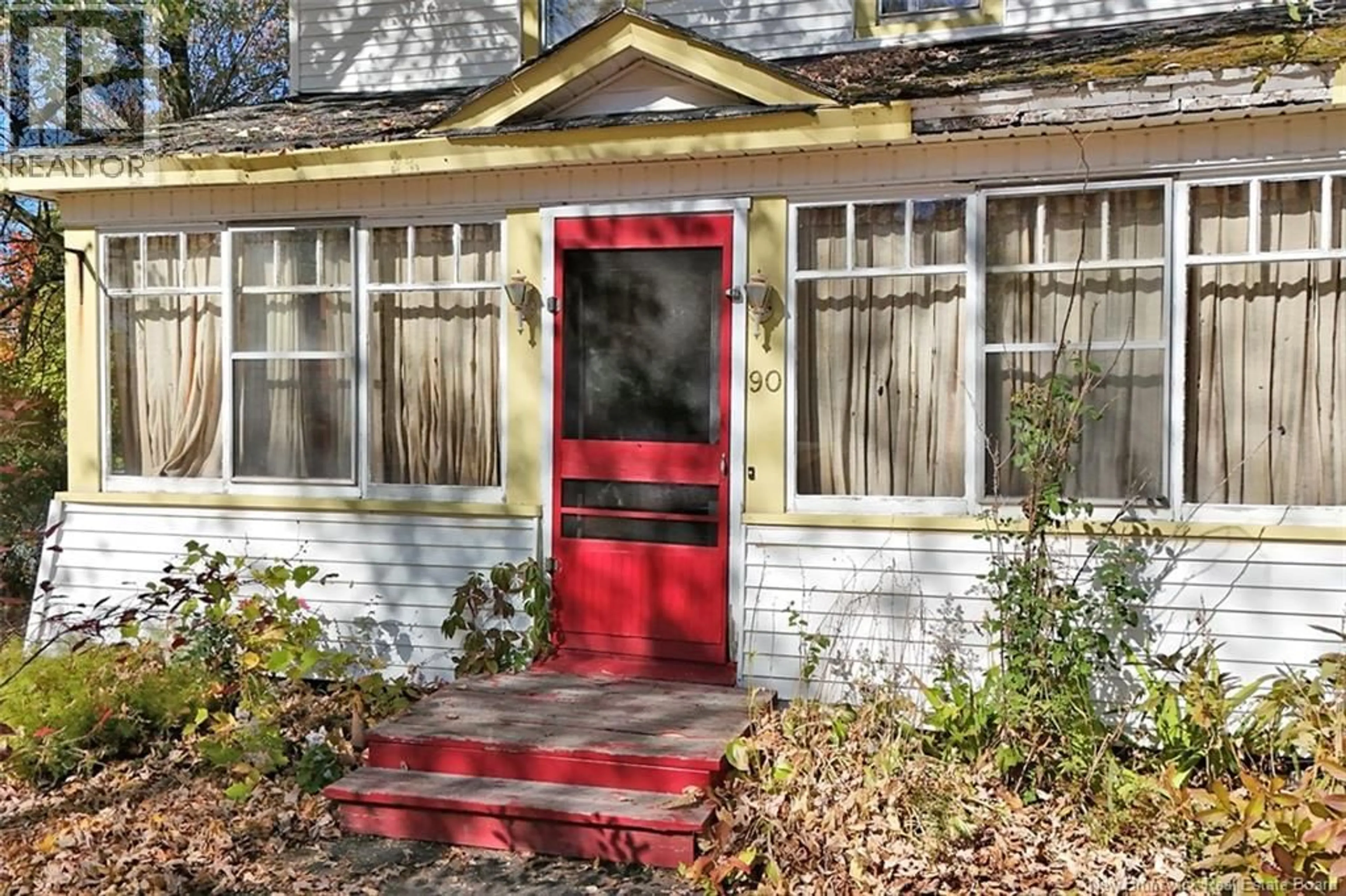 Unknown for 90 KILBURN STREET, Fredericton New Brunswick E3A1W7