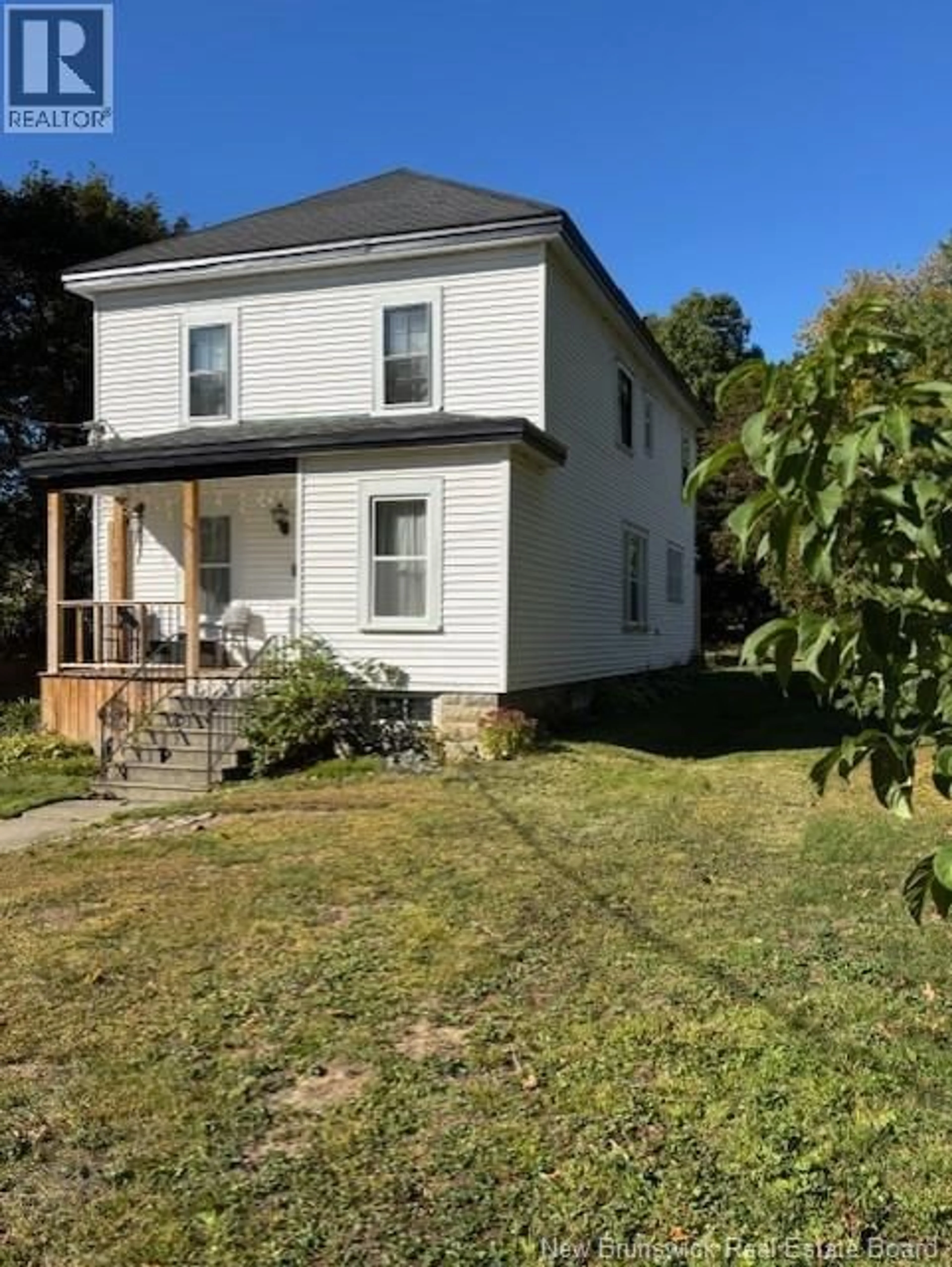 A pic from outside/outdoor area/front of a property/back of a property/a pic from drone, street for 46 ELM, St. Stephen New Brunswick E3L2S6