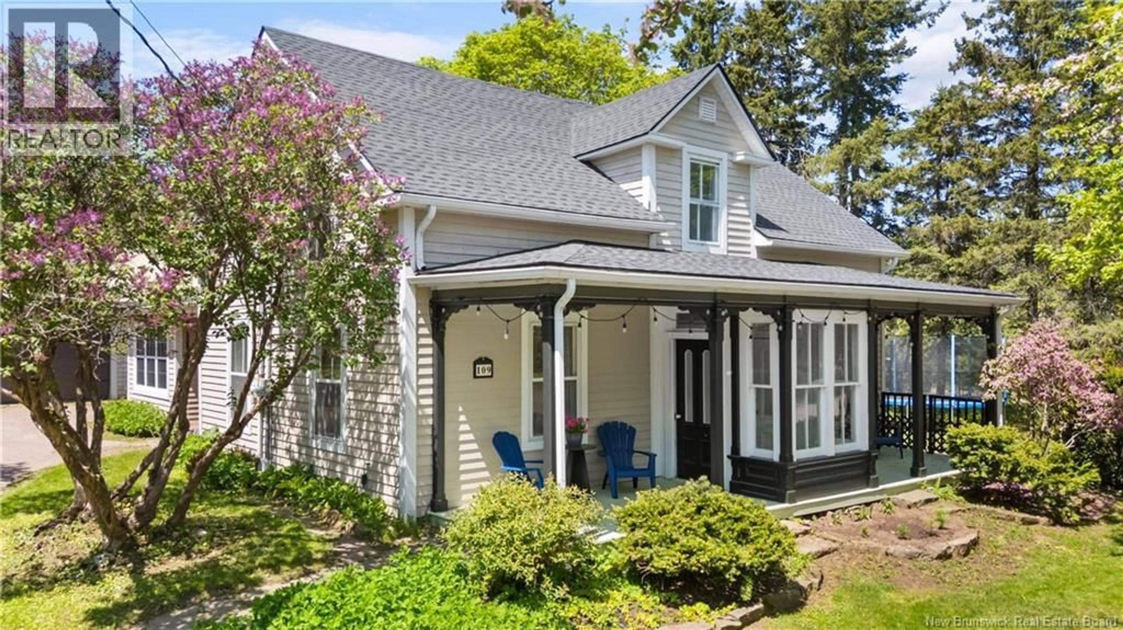 Home with vinyl exterior material, street for 109 ROUTE 133, Shediac New Brunswick E4P3C8