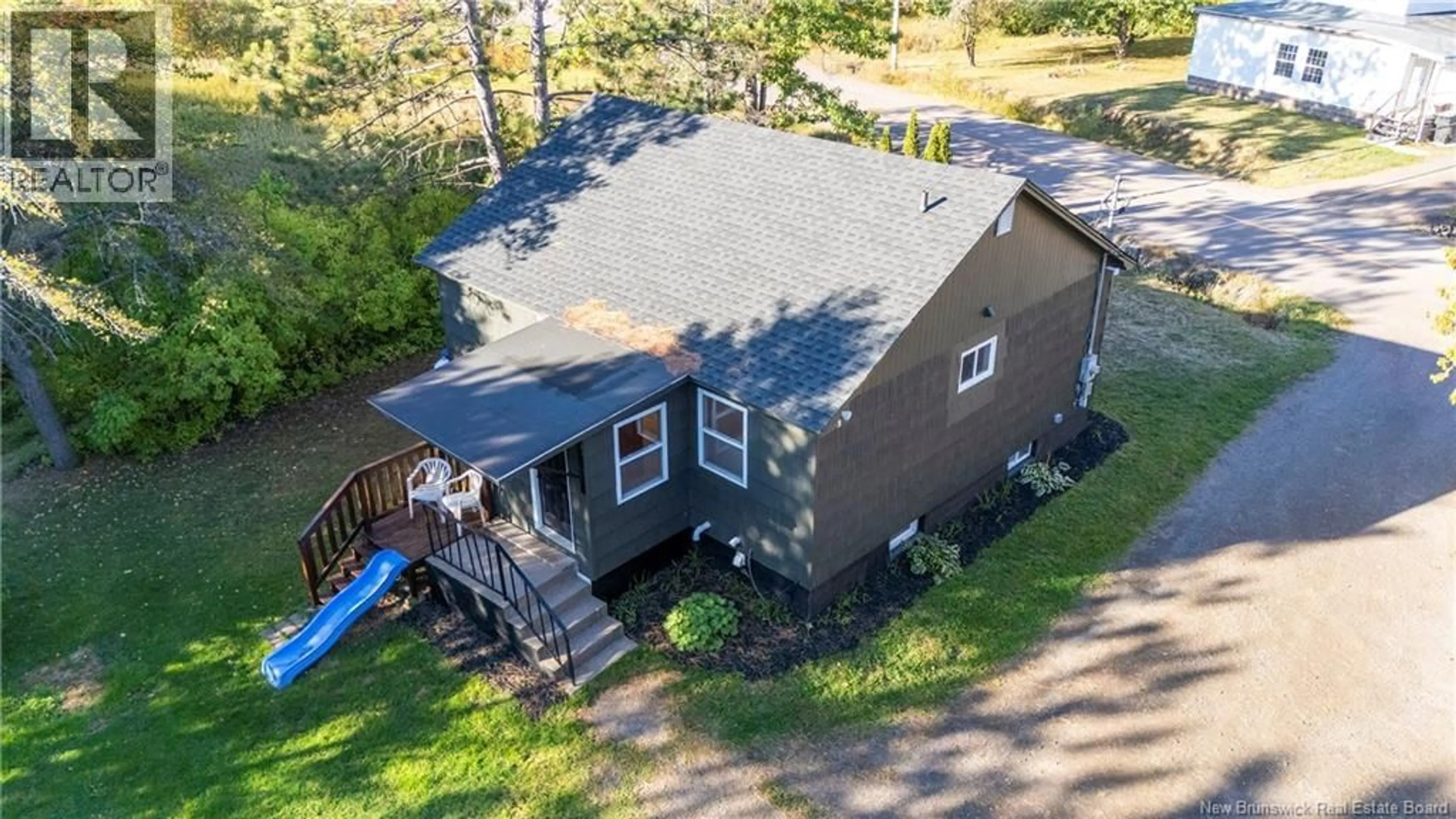 A pic from outside/outdoor area/front of a property/back of a property/a pic from drone, water/lake/river/ocean view for 381 CALEDONIA ROAD, Moncton New Brunswick E1H2E8