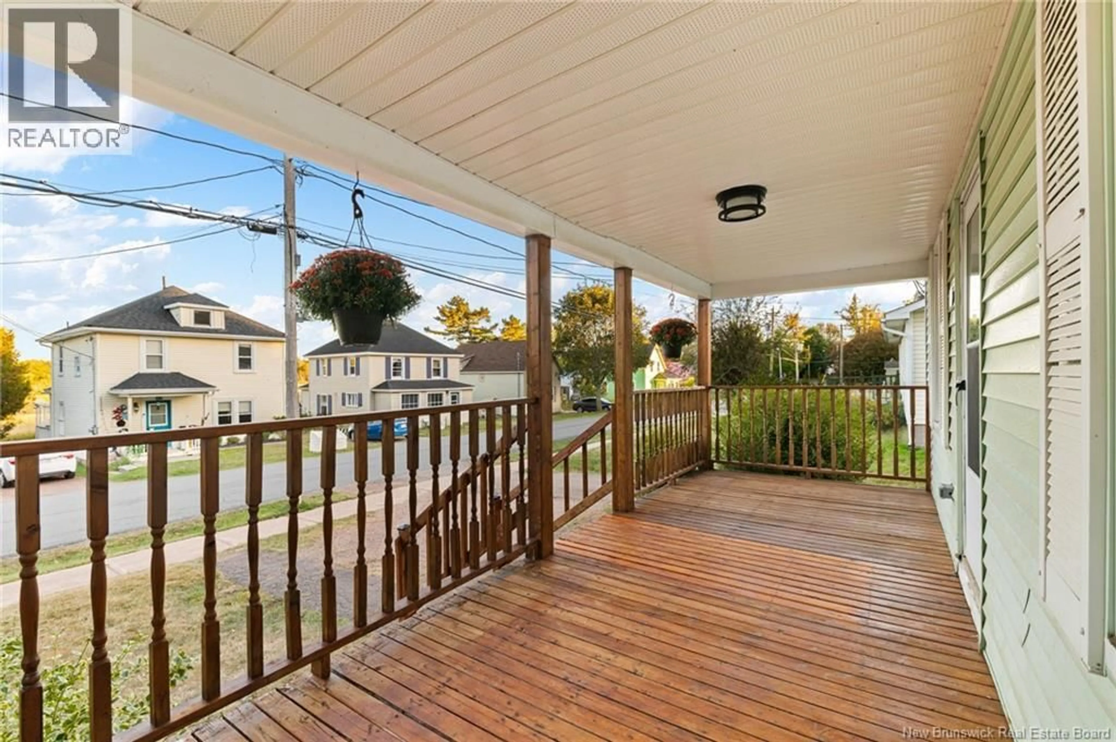 Patio, street for 42 SQUIRE ST, Sackville New Brunswick E4L4L1