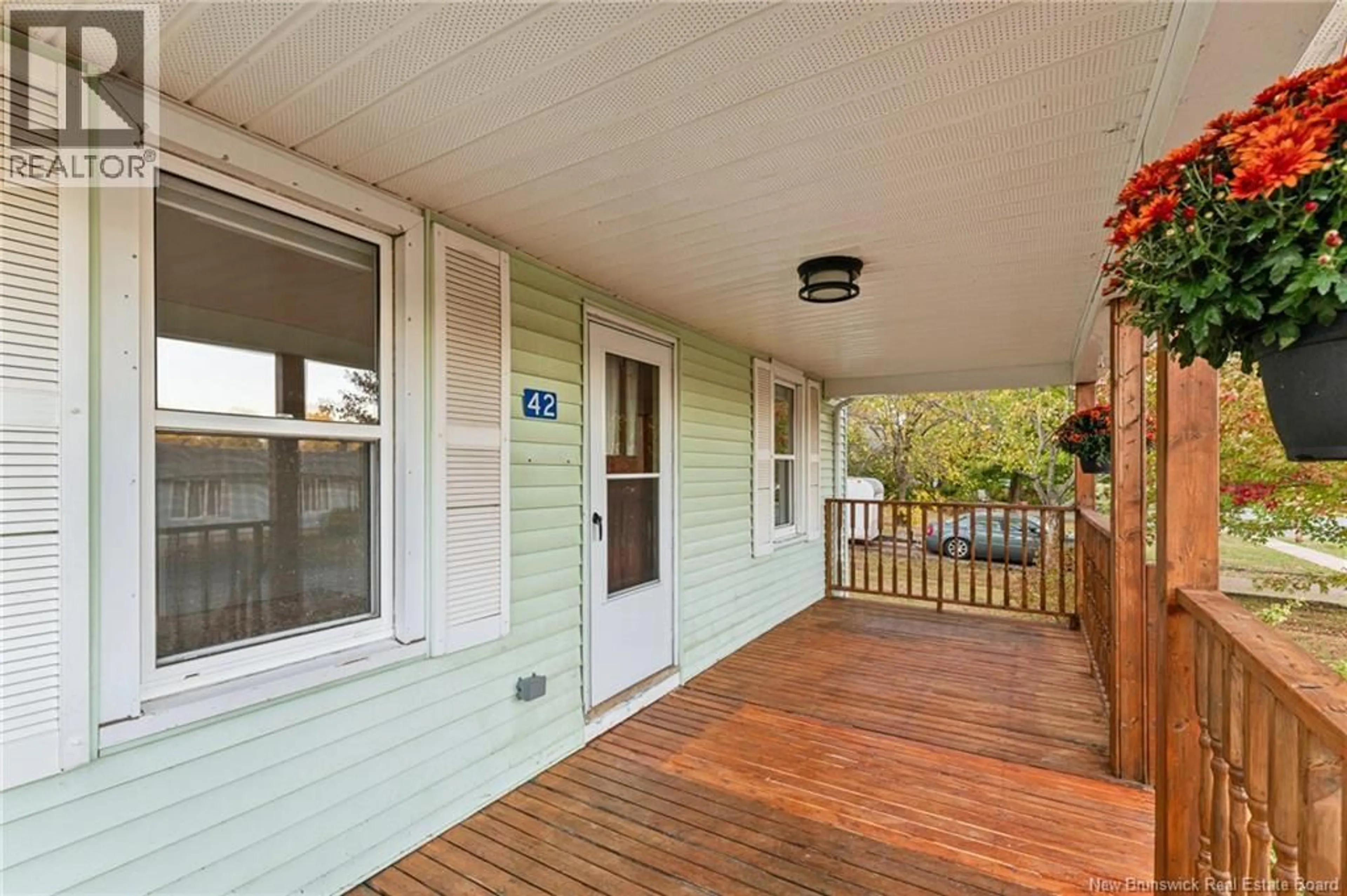 Patio, street for 42 SQUIRE ST, Sackville New Brunswick E4L4L1