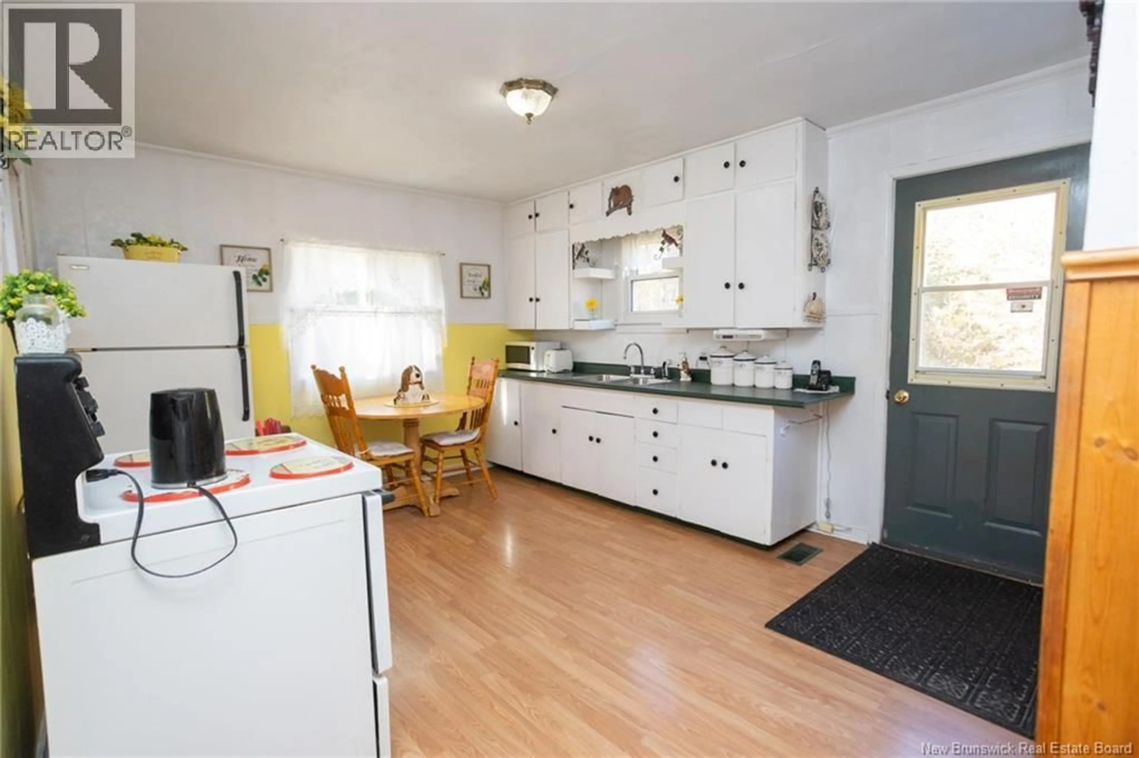 Standard kitchen, unknown for 8 LUNN LANE, Mazerolle Settlement New Brunswick E3E1Y4