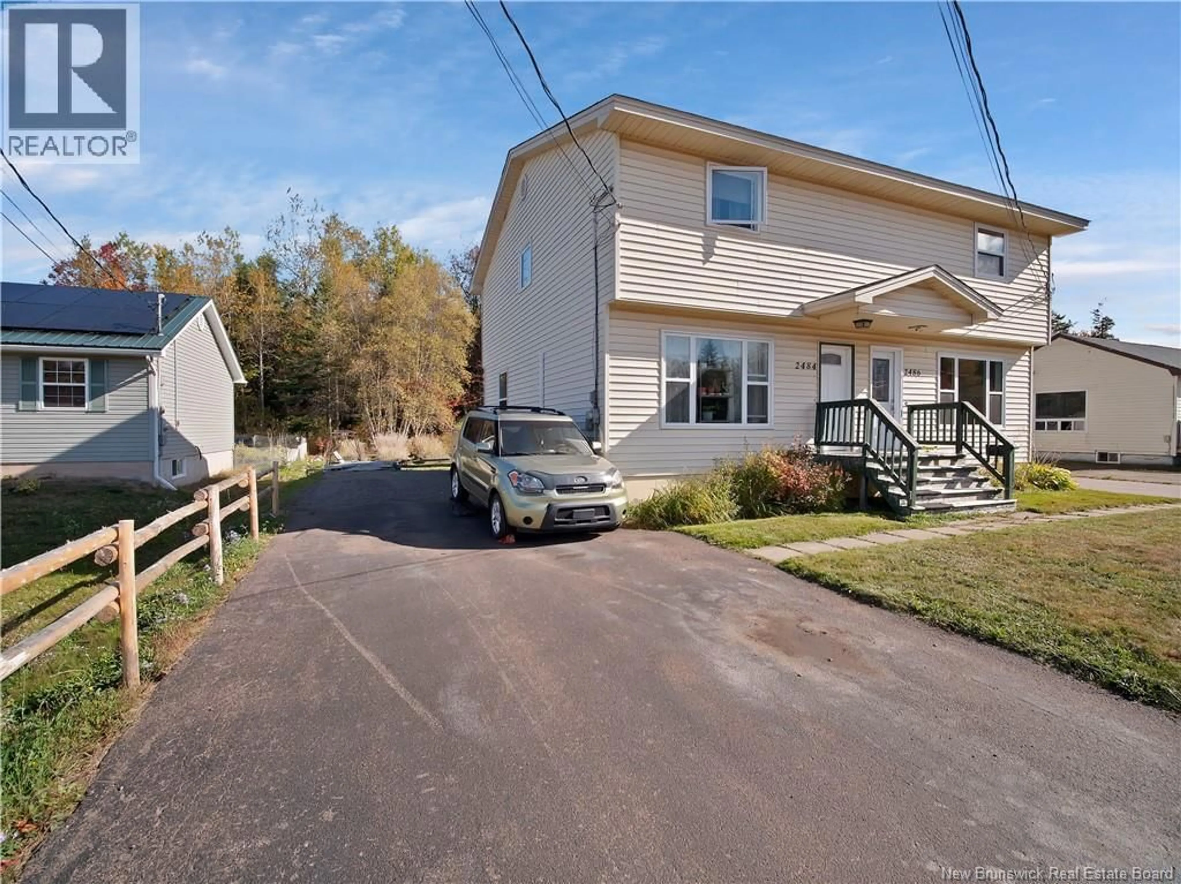 A pic from outside/outdoor area/front of a property/back of a property/a pic from drone, street for 2484 AMIRAULT, Dieppe New Brunswick E1A7K5