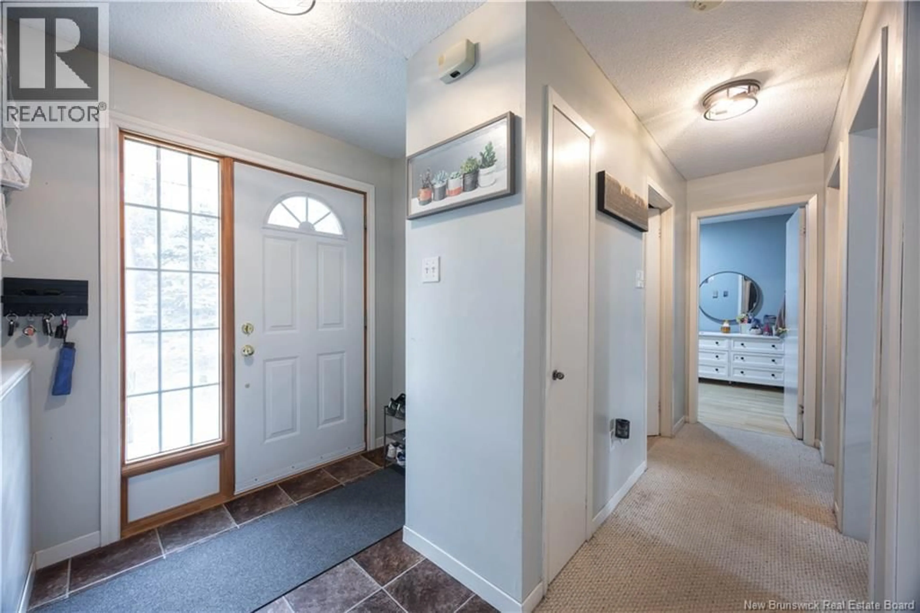Indoor entryway for 38 CANNON ROAD, Quispamsis New Brunswick E2E3V3