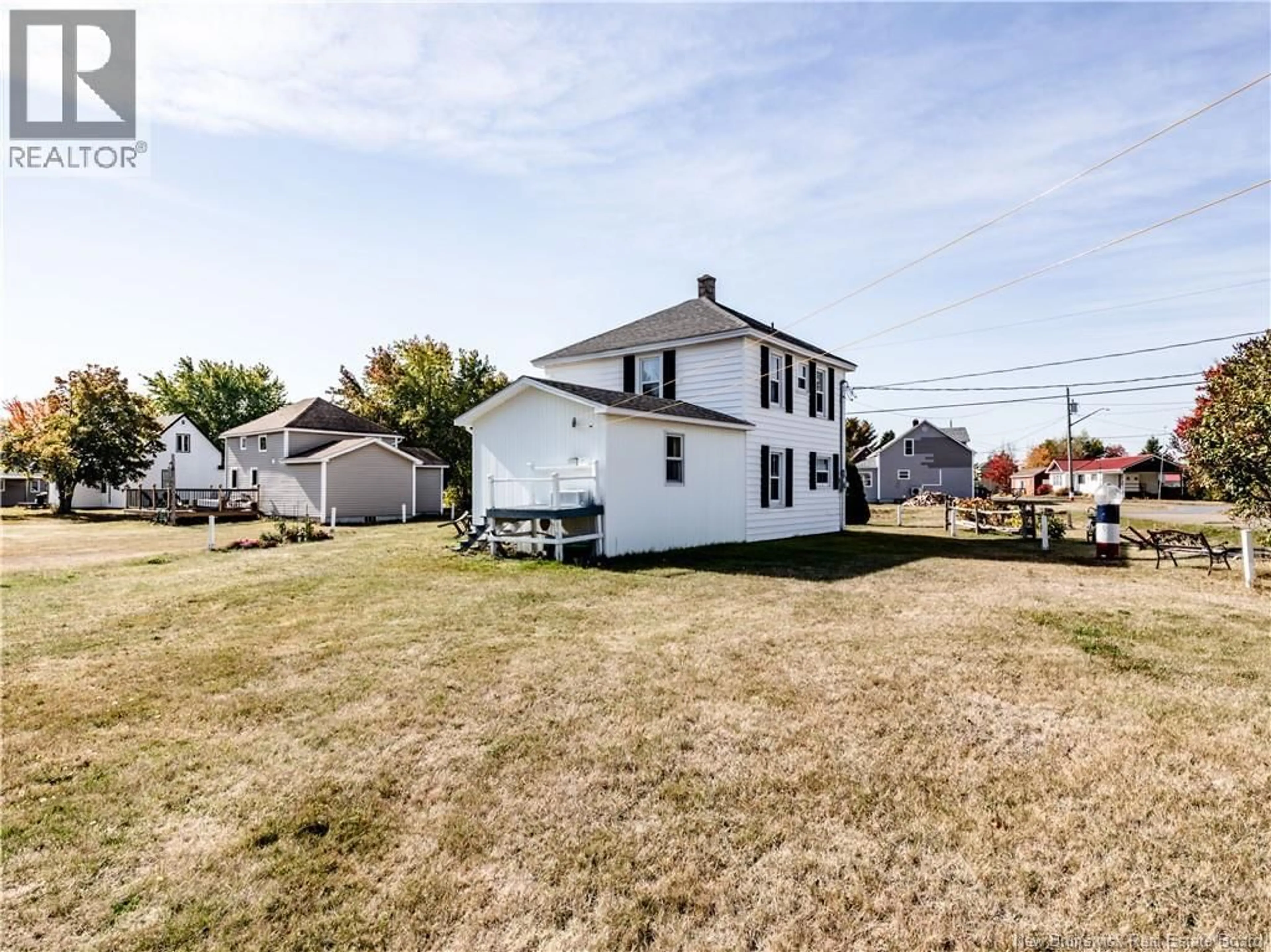A pic from outside/outdoor area/front of a property/back of a property/a pic from drone, street for 59 BELLEVUE STREET, Saint-Louis-De-Kent New Brunswick E4X1B3