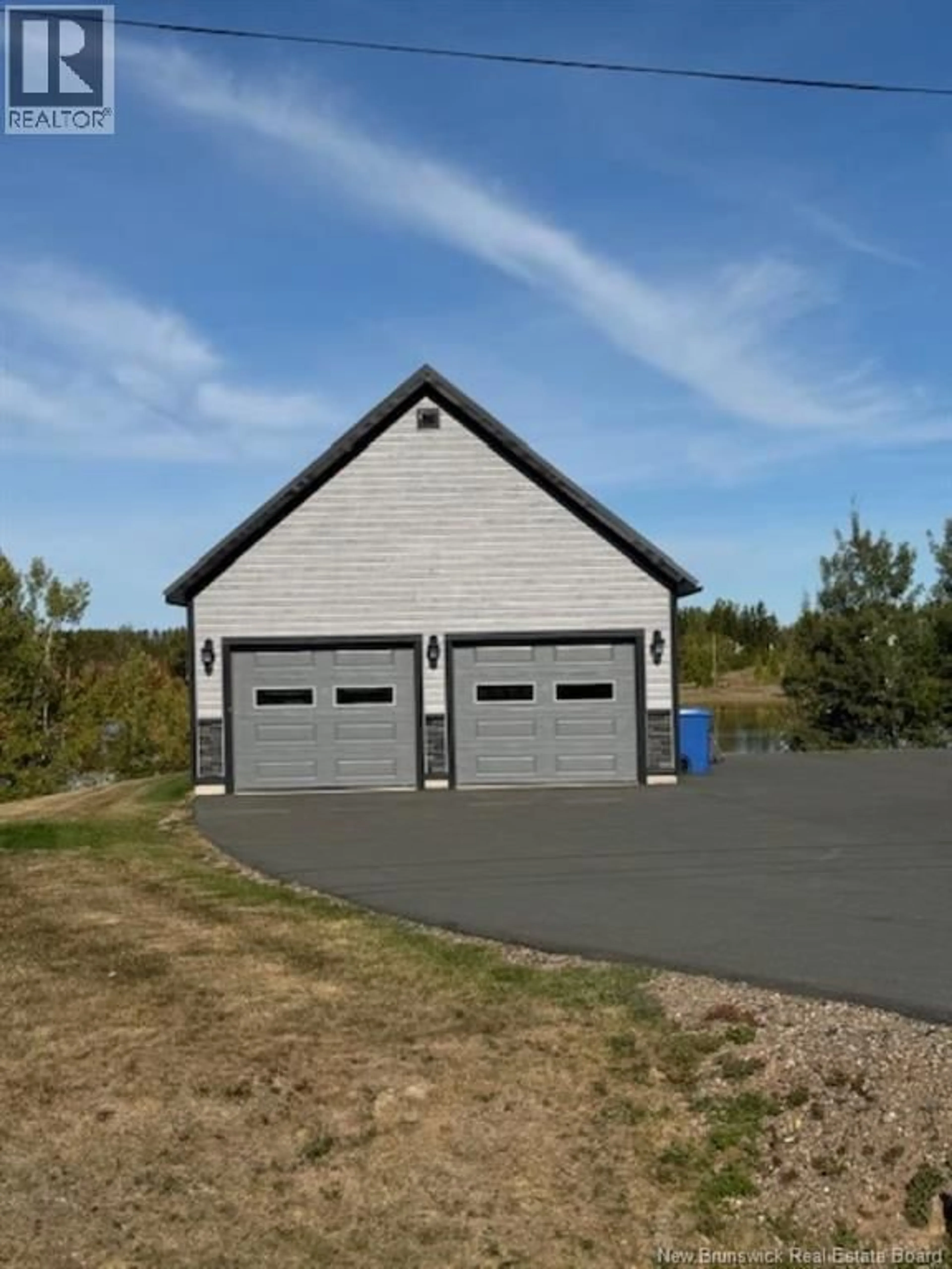 Indoor garage for 2691 CH R. CARRIE, Tracadie New Brunswick E1X0C7