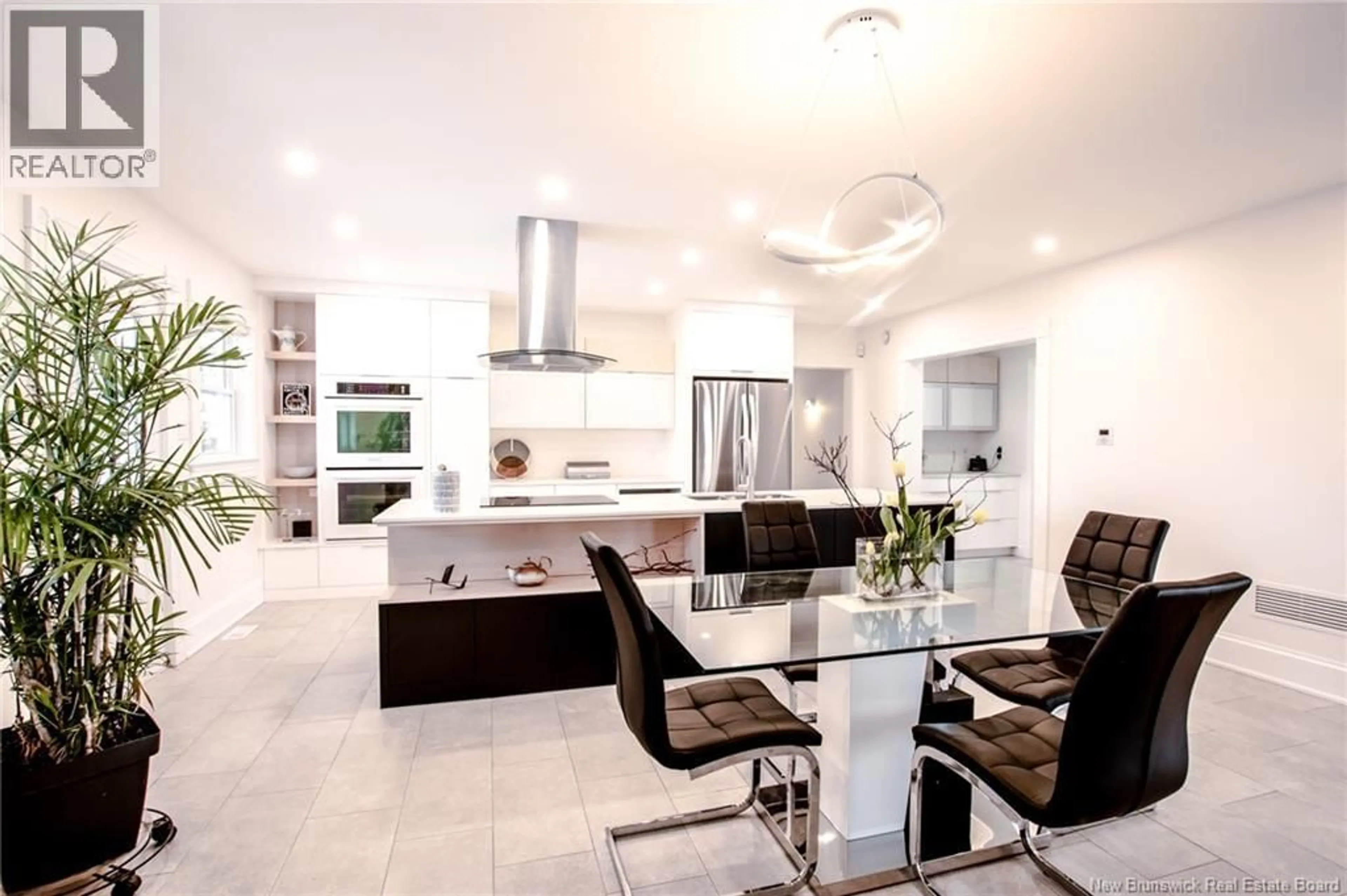Contemporary kitchen, ceramic/tile floor for 114 - 90 DE LA BRECHE, Grand-Barachois New Brunswick E4P8Y8