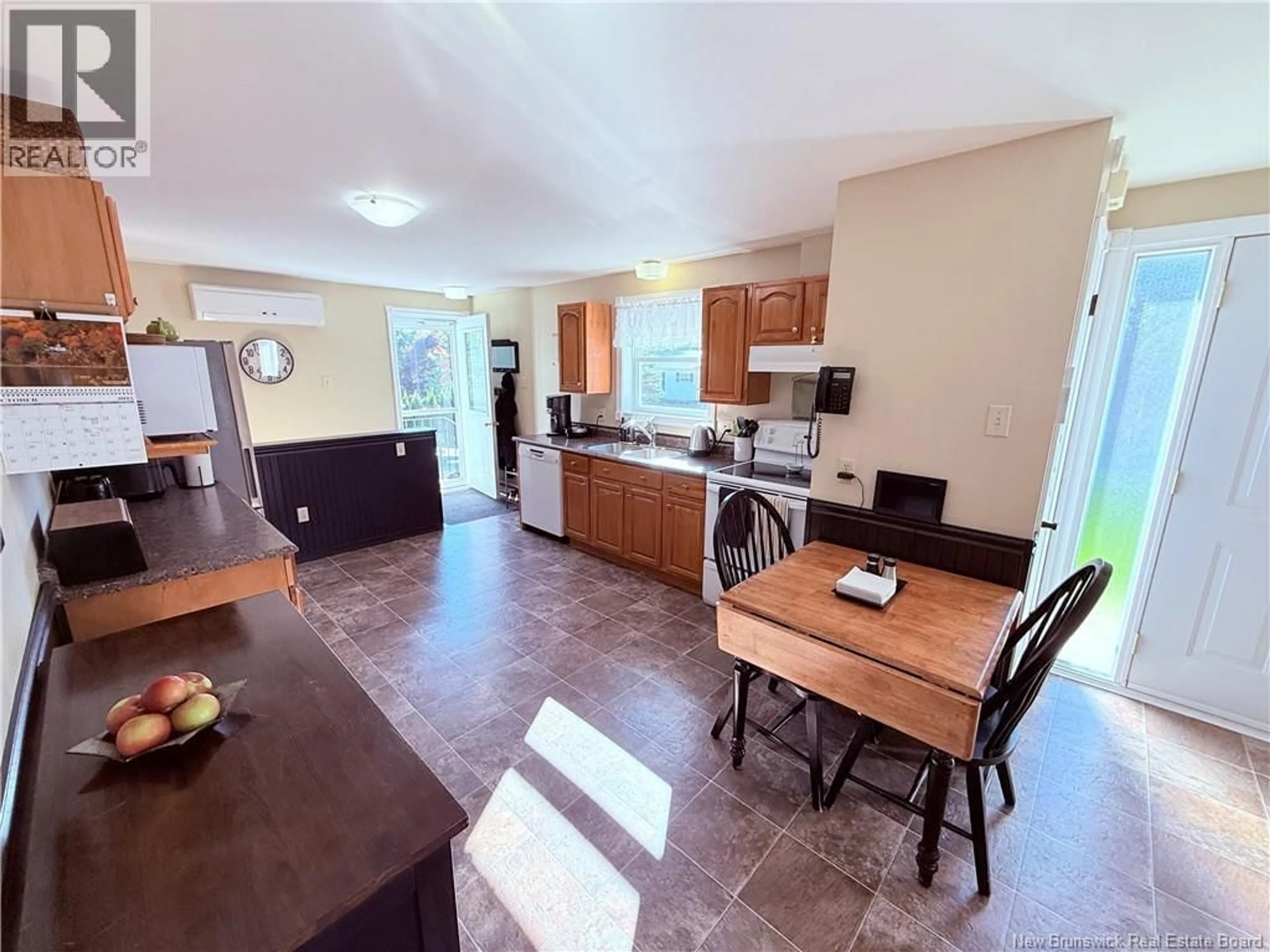 Open concept kitchen, unknown for 108 FISHER AVENUE, Woodstock New Brunswick E7M1S2