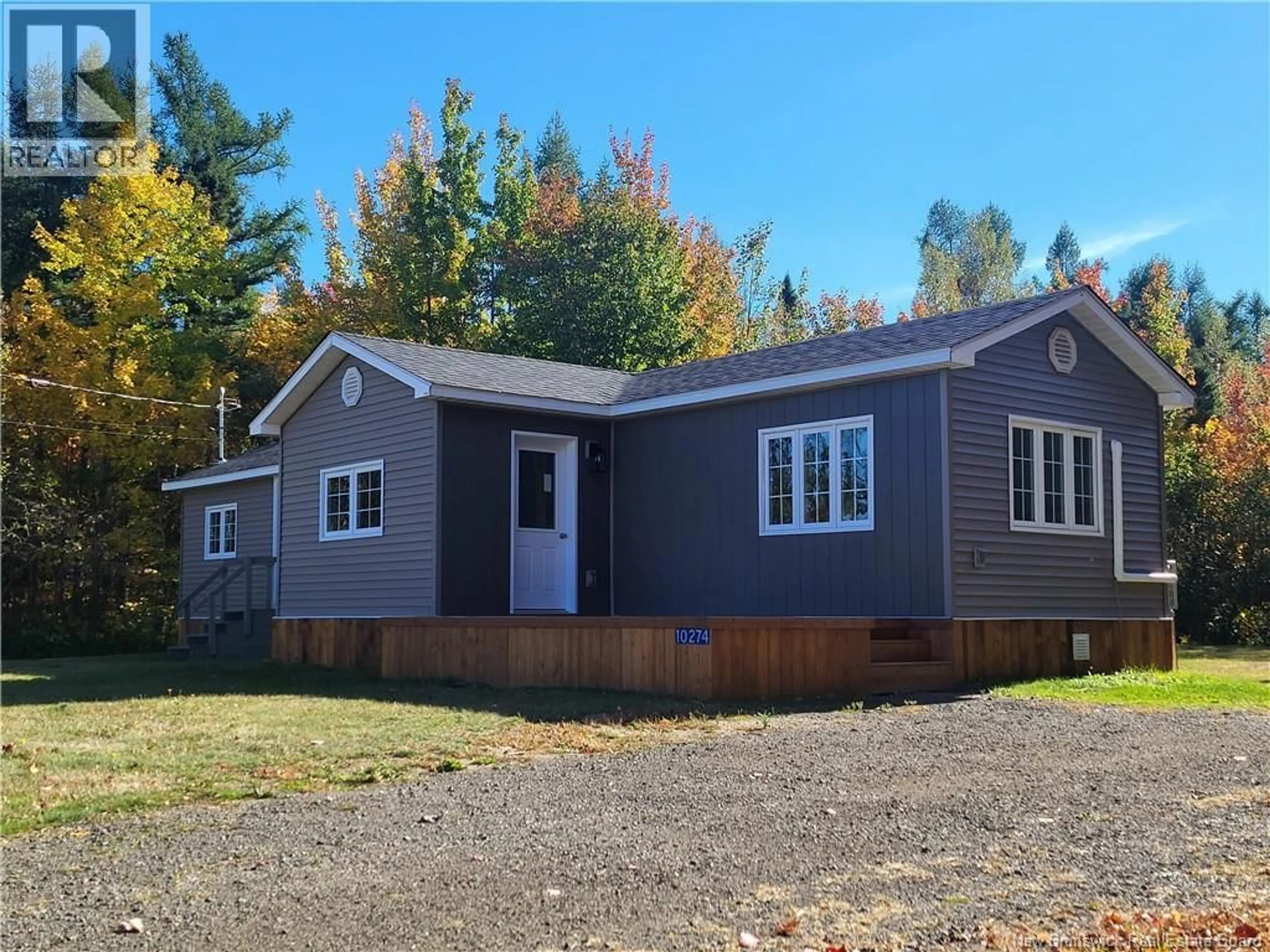 Home with vinyl exterior material, building for 10274 134 ROUTE, Saint-Louis-De-Kent New Brunswick E4X1J5