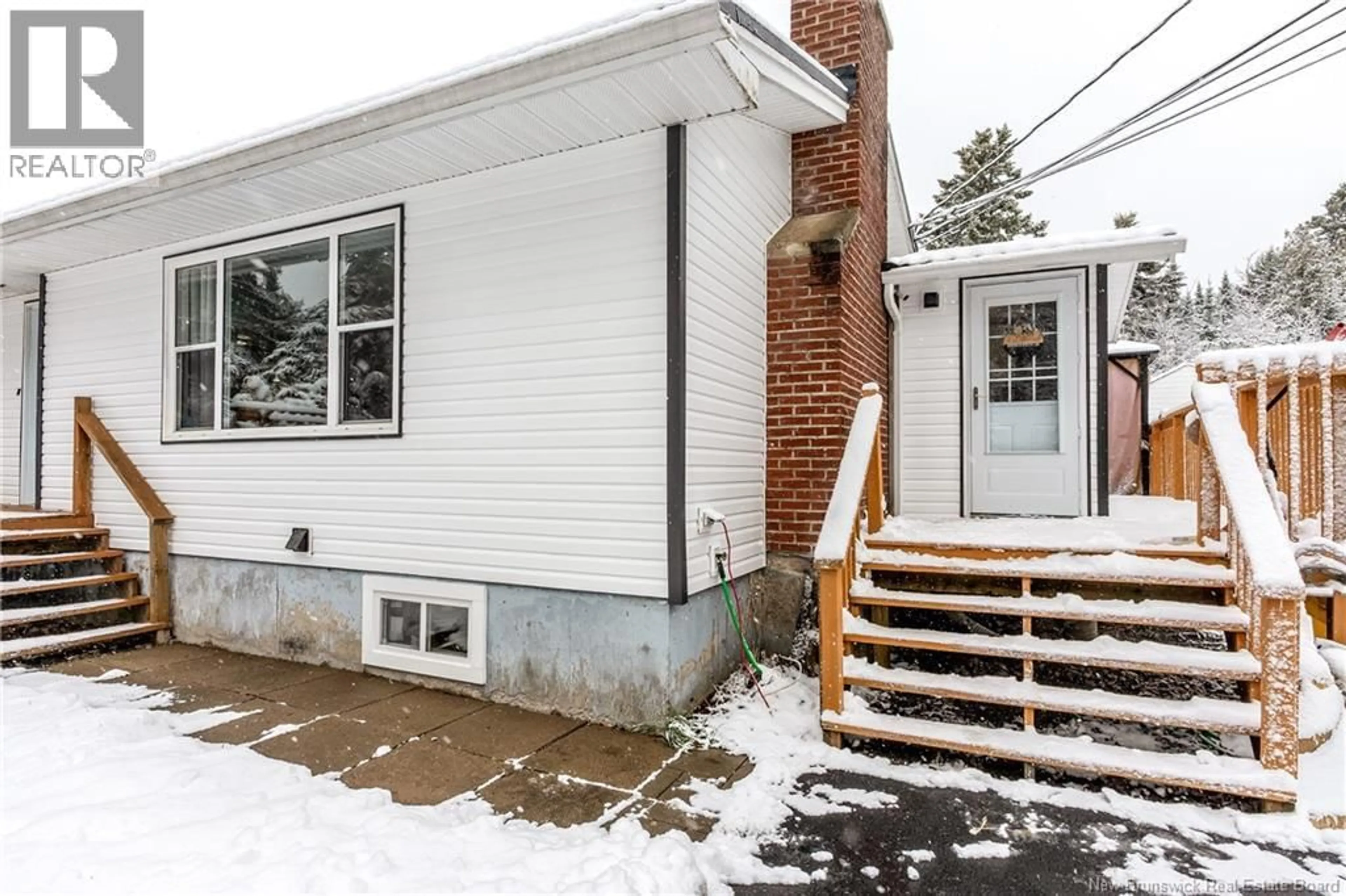 Unknown for 9 COOKS LAKE ROAD, Saint John New Brunswick E2N1M7