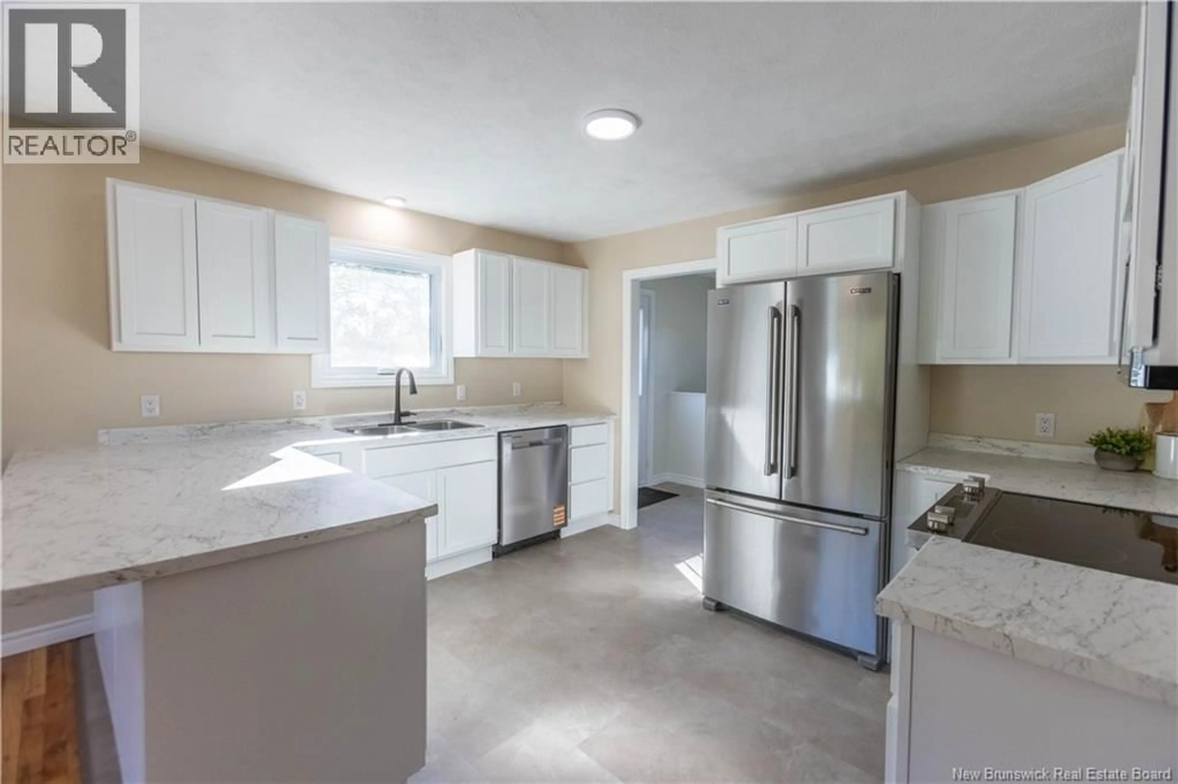 Open concept kitchen, ceramic/tile floor for 122 CHARLOTTE, Sackville New Brunswick E4L2Y8