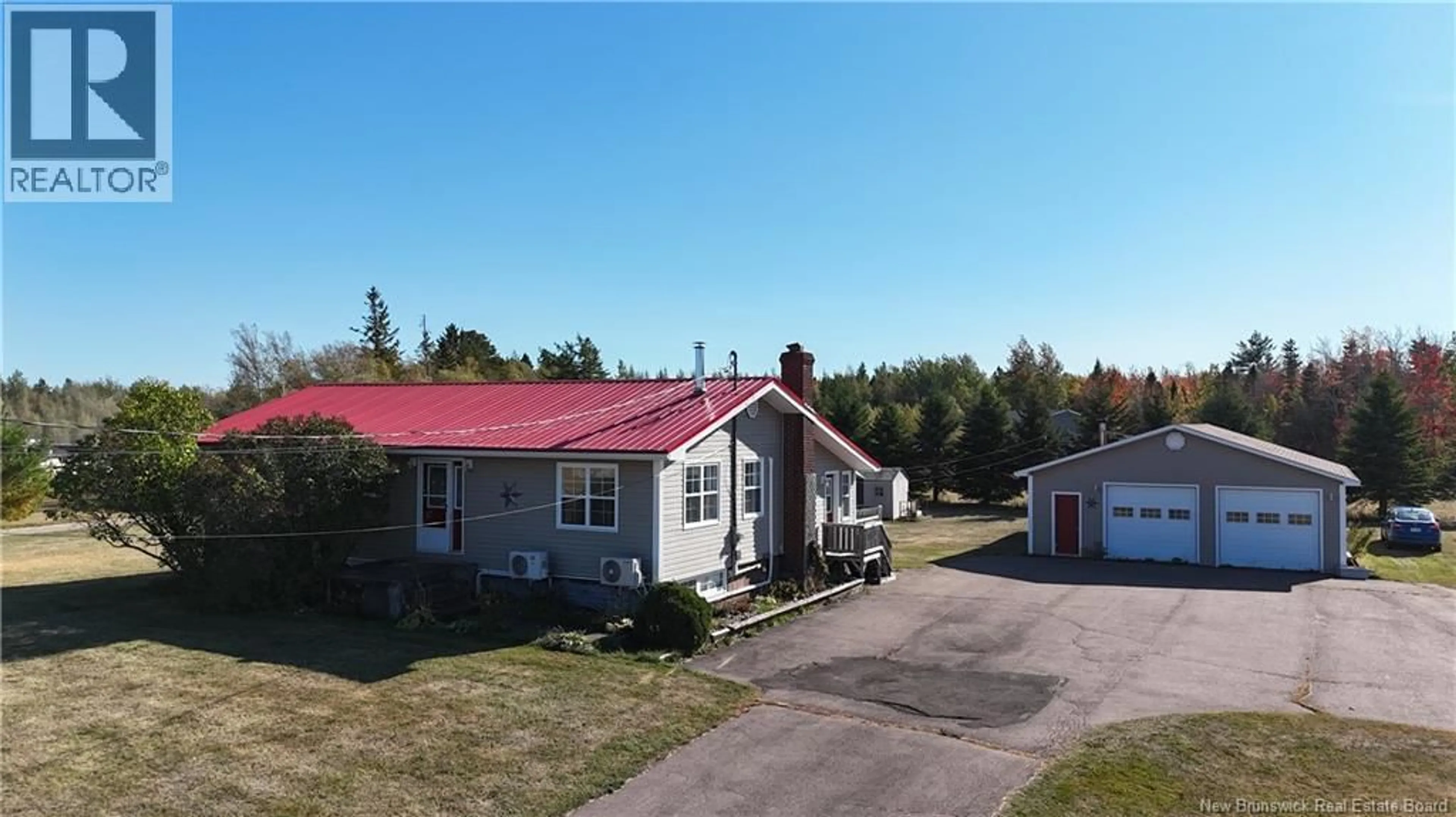 A pic from outside/outdoor area/front of a property/back of a property/a pic from drone, building for 194 MAIN STREET, Rexton New Brunswick E4W2B7