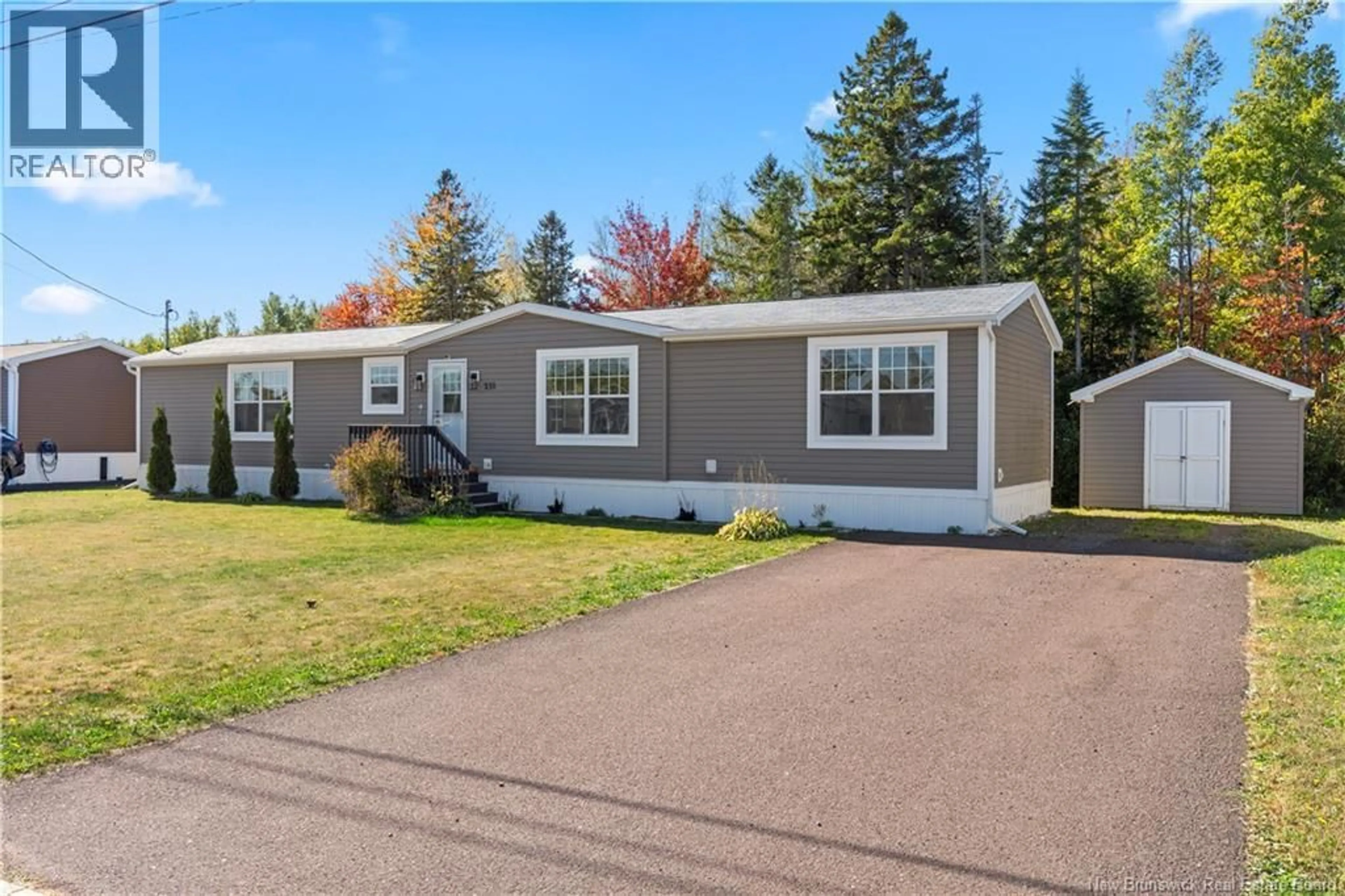Home with vinyl exterior material, street for 231 BONAVENTURE STREET, Shediac New Brunswick E4P0G9