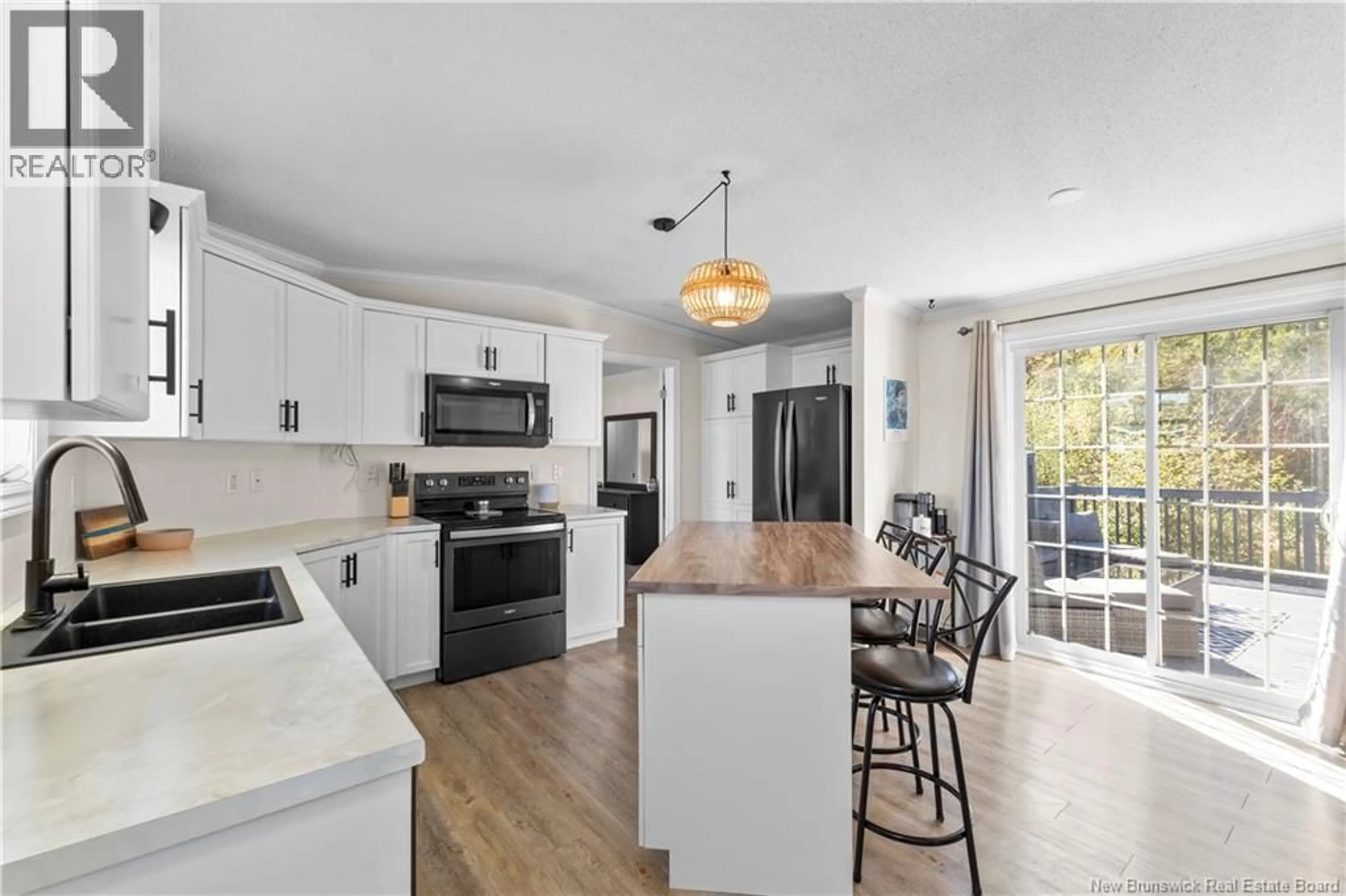 Open concept kitchen, unknown for 231 BONAVENTURE STREET, Shediac New Brunswick E4P0G9