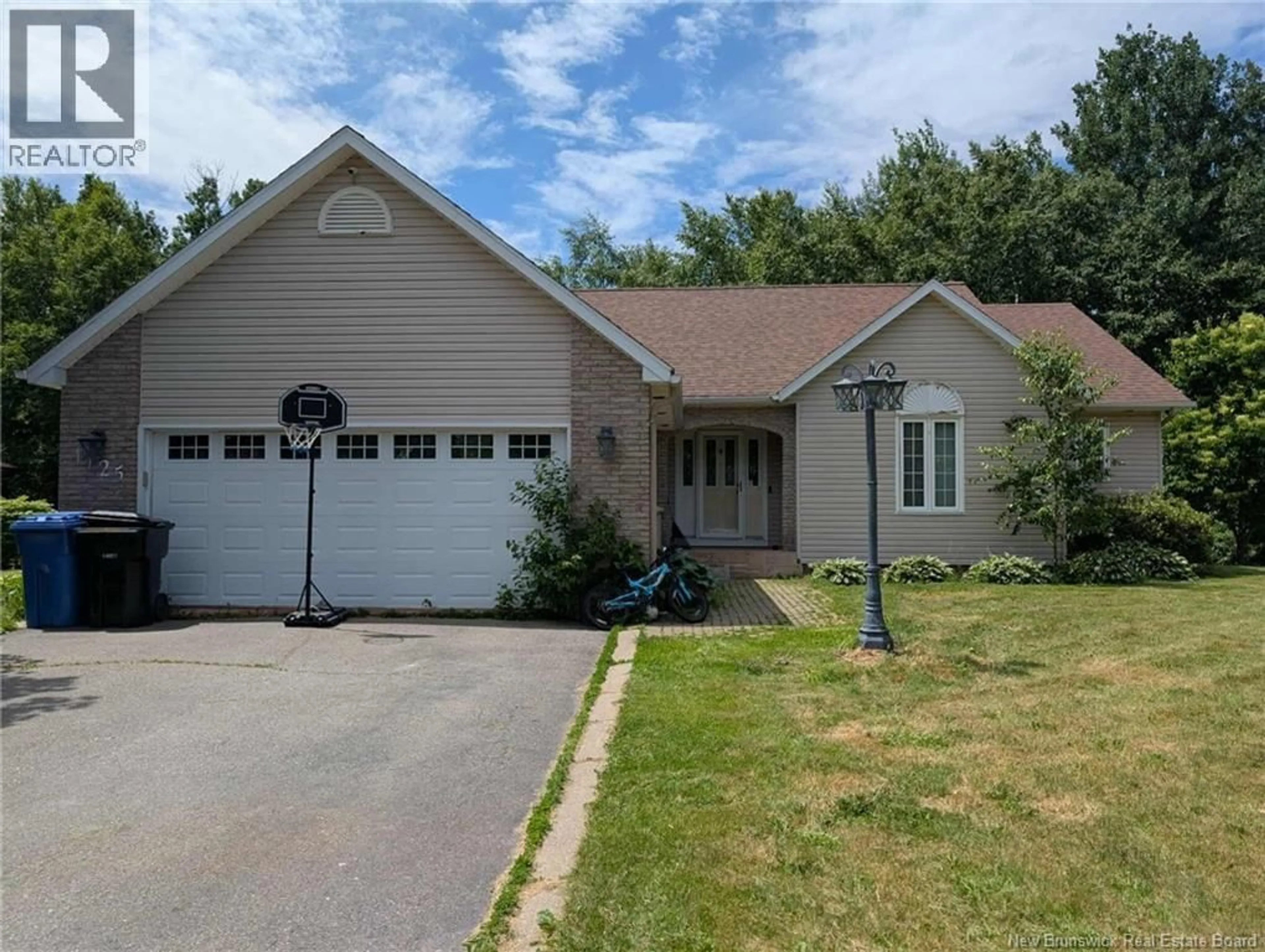 Home with vinyl exterior material, street for 1125 BIRCHWOOD DRIVE, Bathurst New Brunswick E2A4W8
