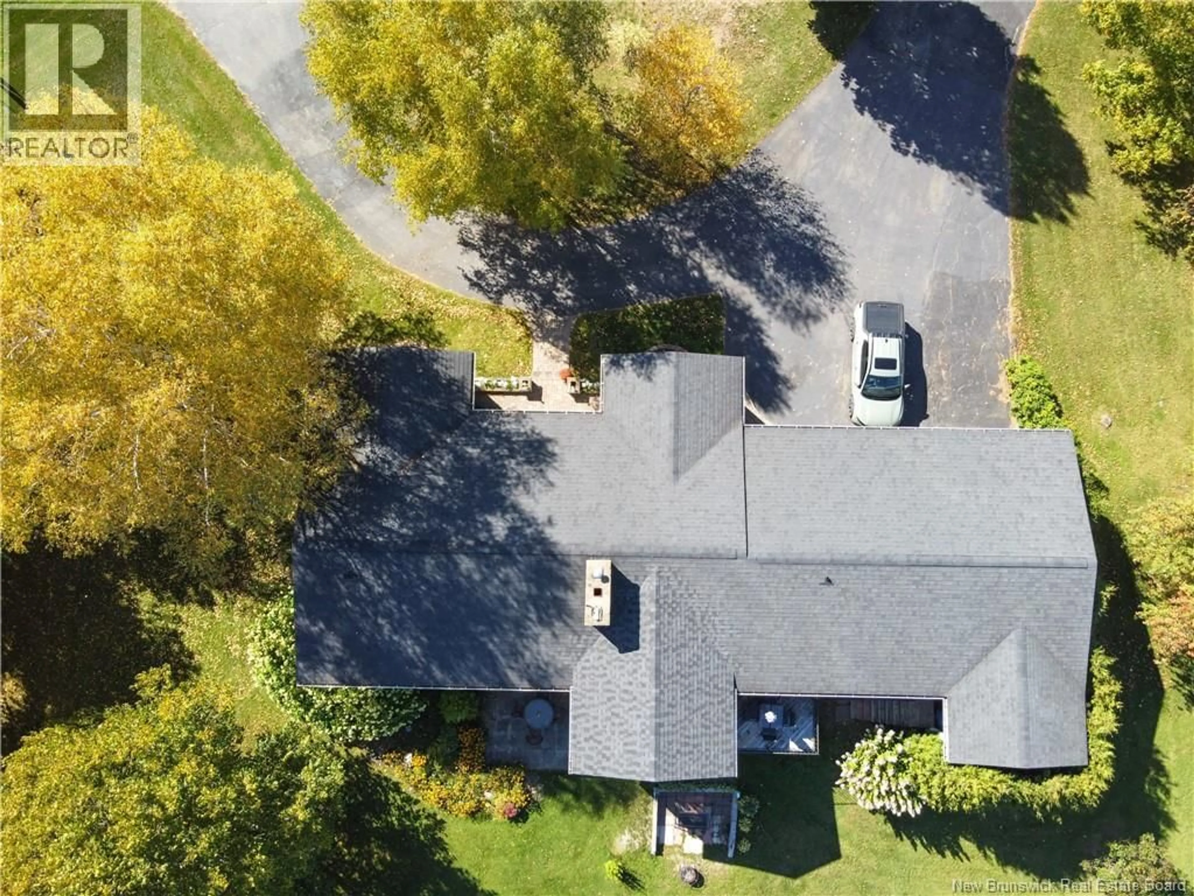 A pic from outside/outdoor area/front of a property/back of a property/a pic from drone, street for 2640 ROUTE 103, Somerville New Brunswick E7P3A9