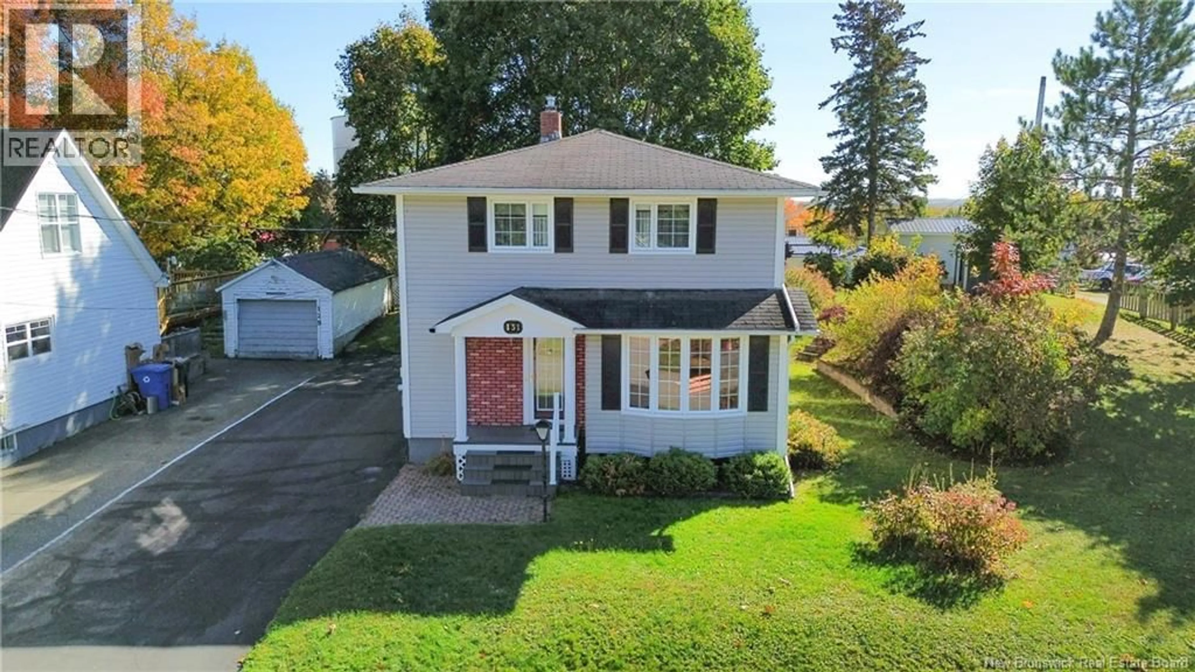 A pic from outside/outdoor area/front of a property/back of a property/a pic from drone, street for 131 CAMBRIDGE STREET, Woodstock New Brunswick E7M1E1