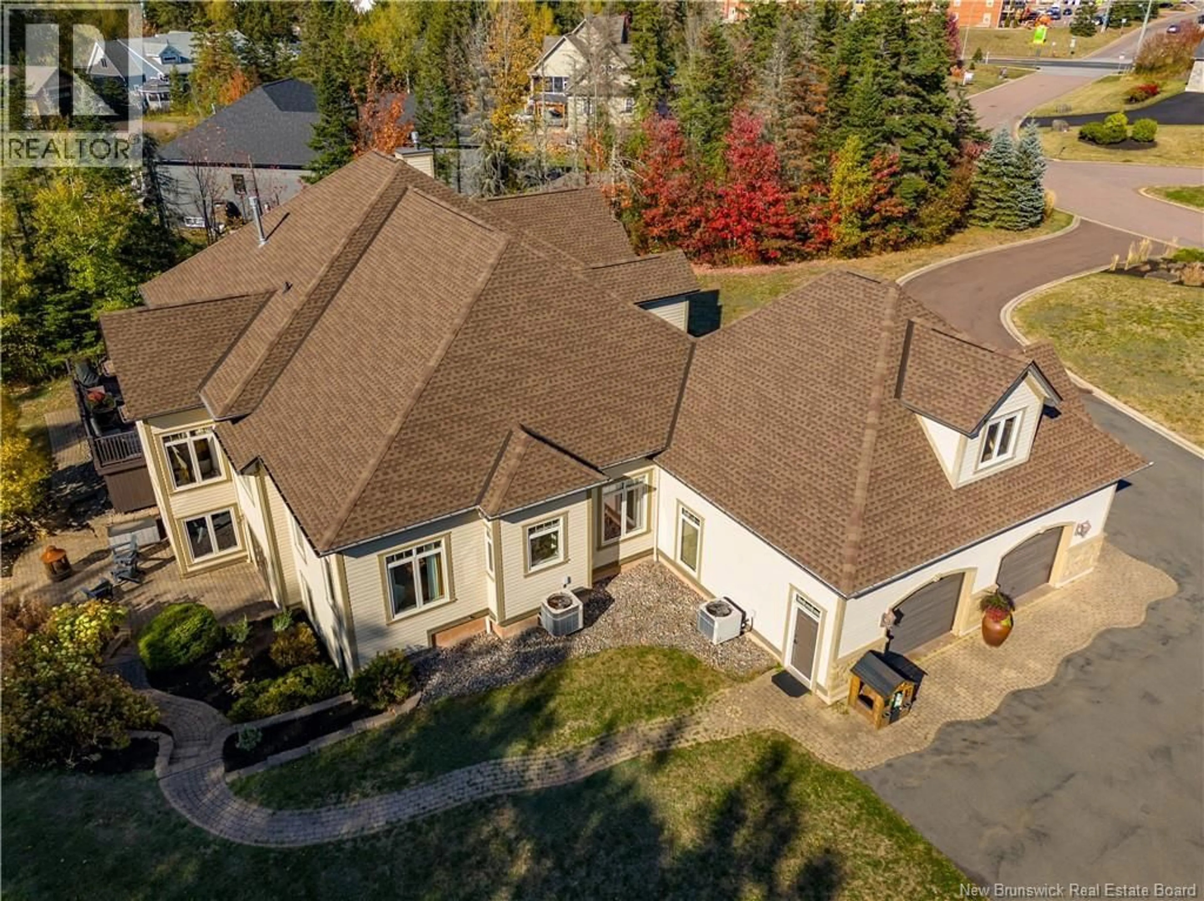 A pic from outside/outdoor area/front of a property/back of a property/a pic from drone, street for 29 SAMUEL, Dieppe New Brunswick E1A8S6