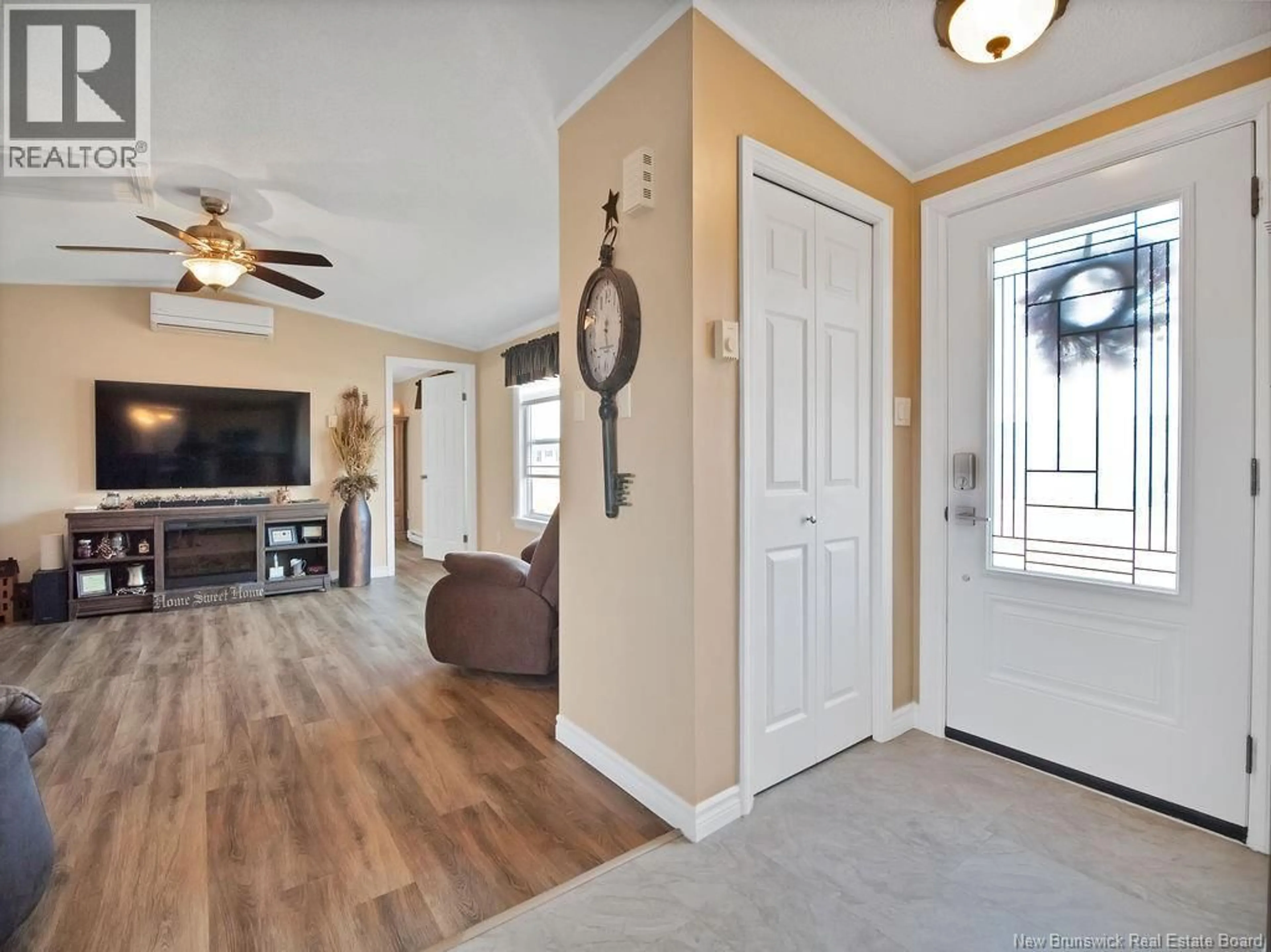 Indoor entryway for 7 ASCONA STREET, Moncton New Brunswick E1H3H7