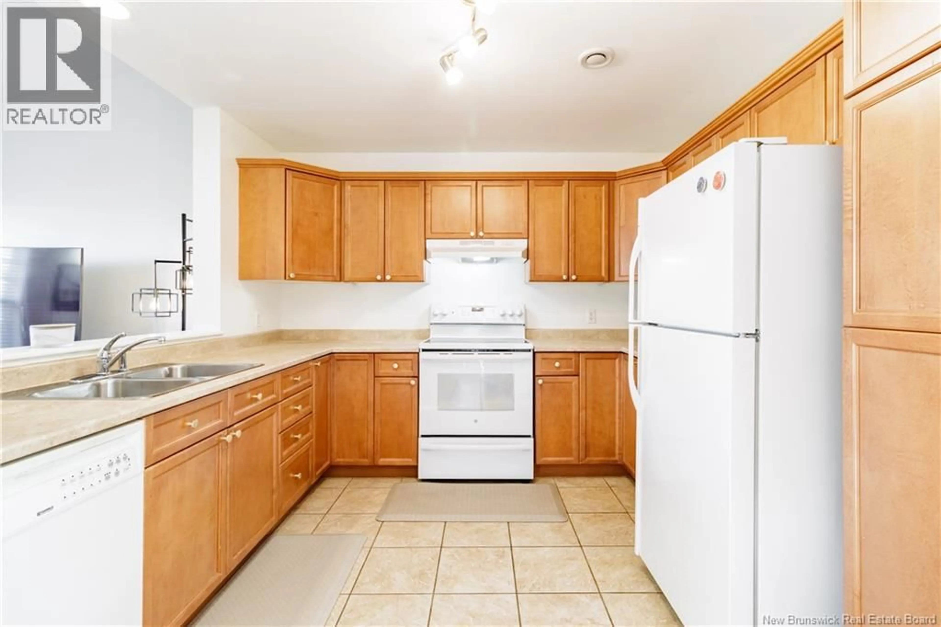 Standard kitchen, unknown for 3 HARLEY AVENUE, Fredericton New Brunswick E3G0J7