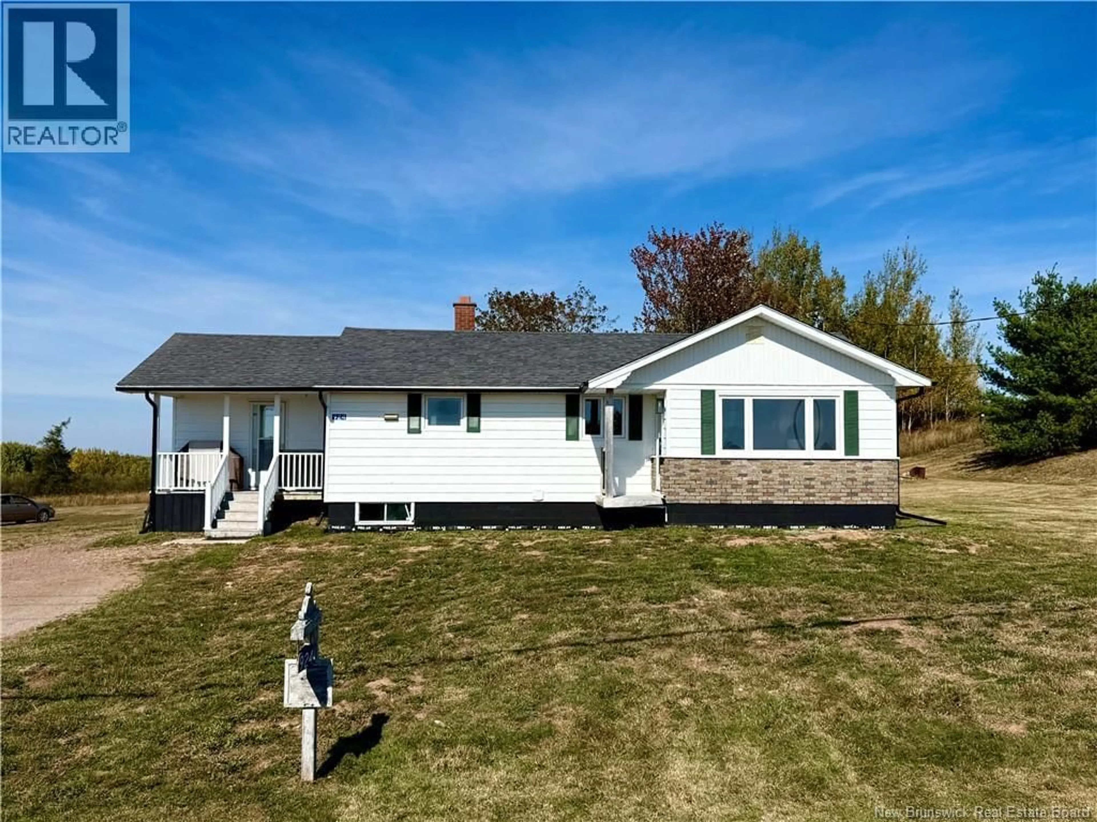 Home with vinyl exterior material, unknown for 924 PRE DEN HAUT, Memramcook New Brunswick E4K1L1