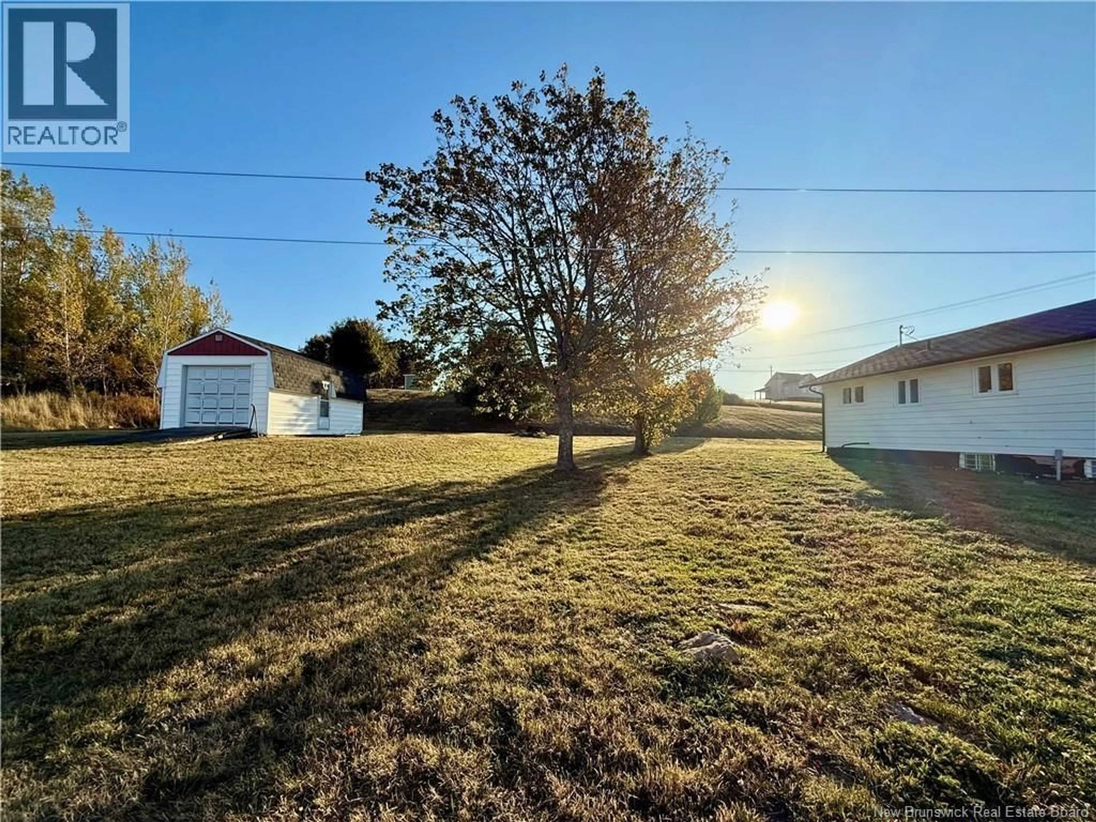 A pic from outside/outdoor area/front of a property/back of a property/a pic from drone, unknown for 924 PRE DEN HAUT, Memramcook New Brunswick E4K1L1