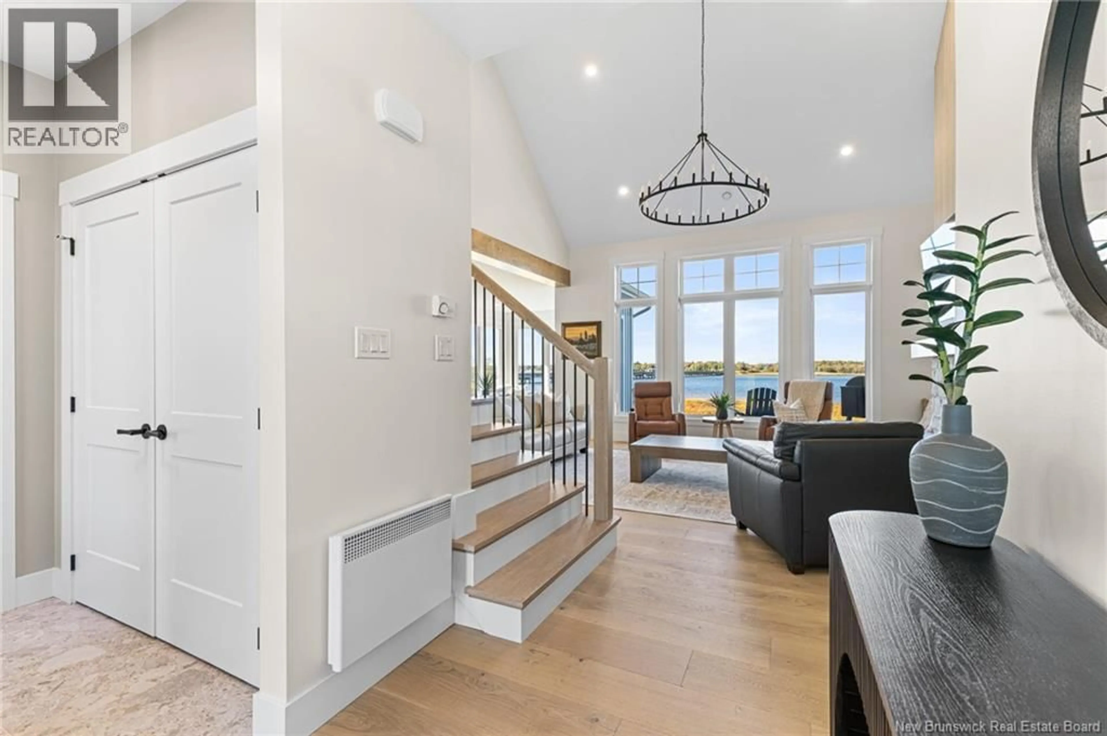 Indoor entryway for 124 RIV SUD ROAD, Cocagne New Brunswick E4R2W9